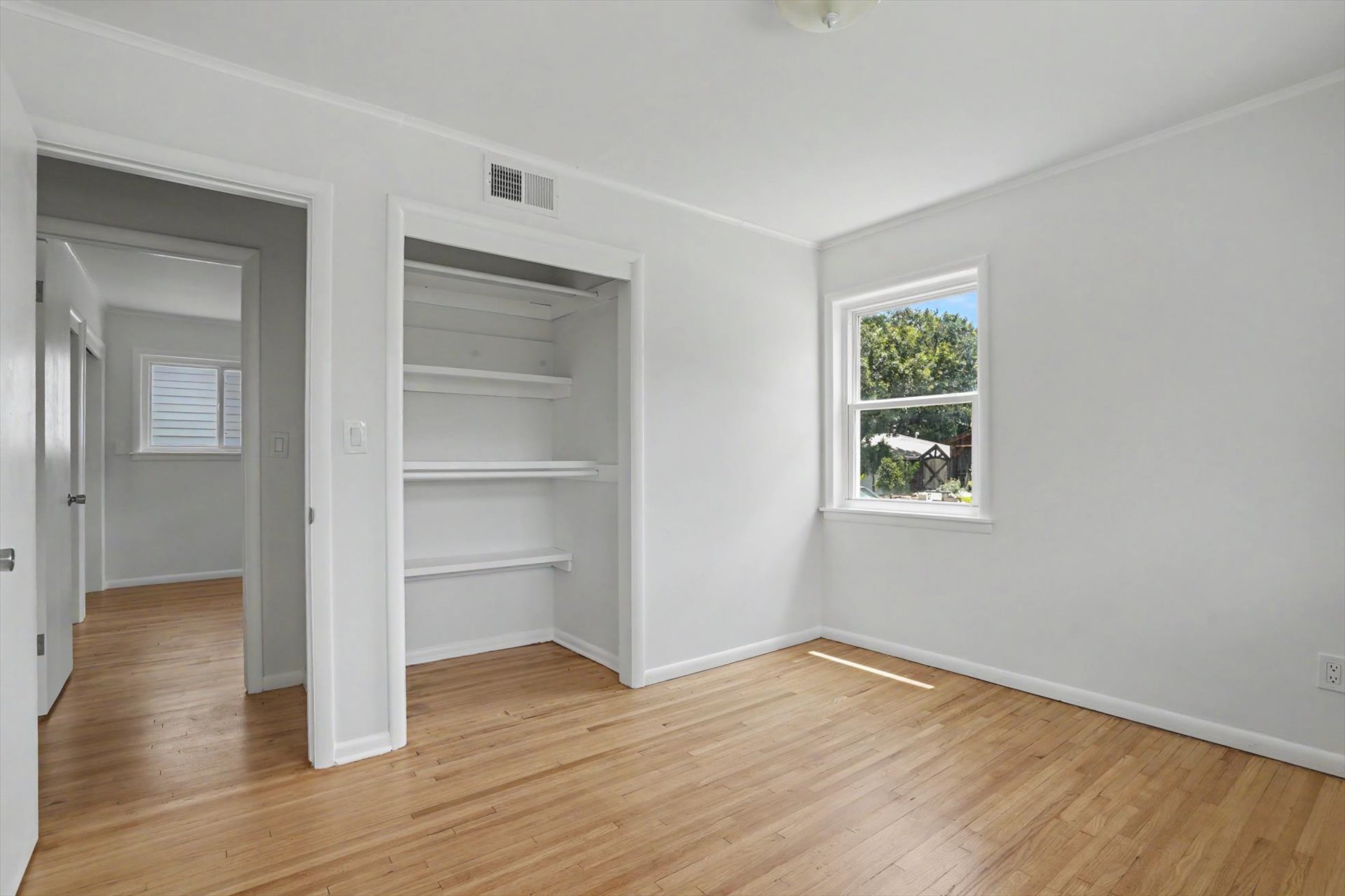 5929 E 26th Street Property Photo 25