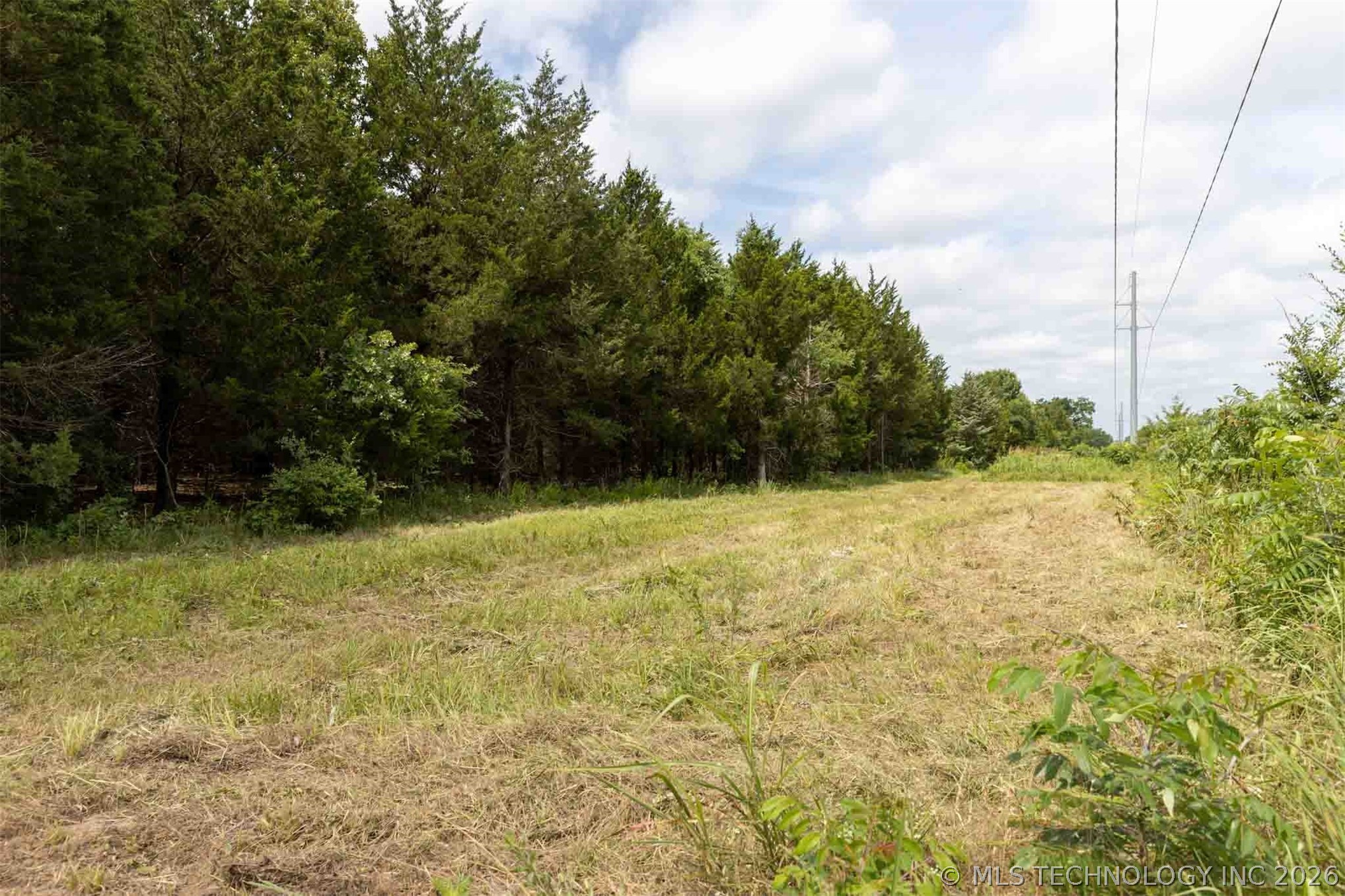 15 E 1180 Road Property Photo 18