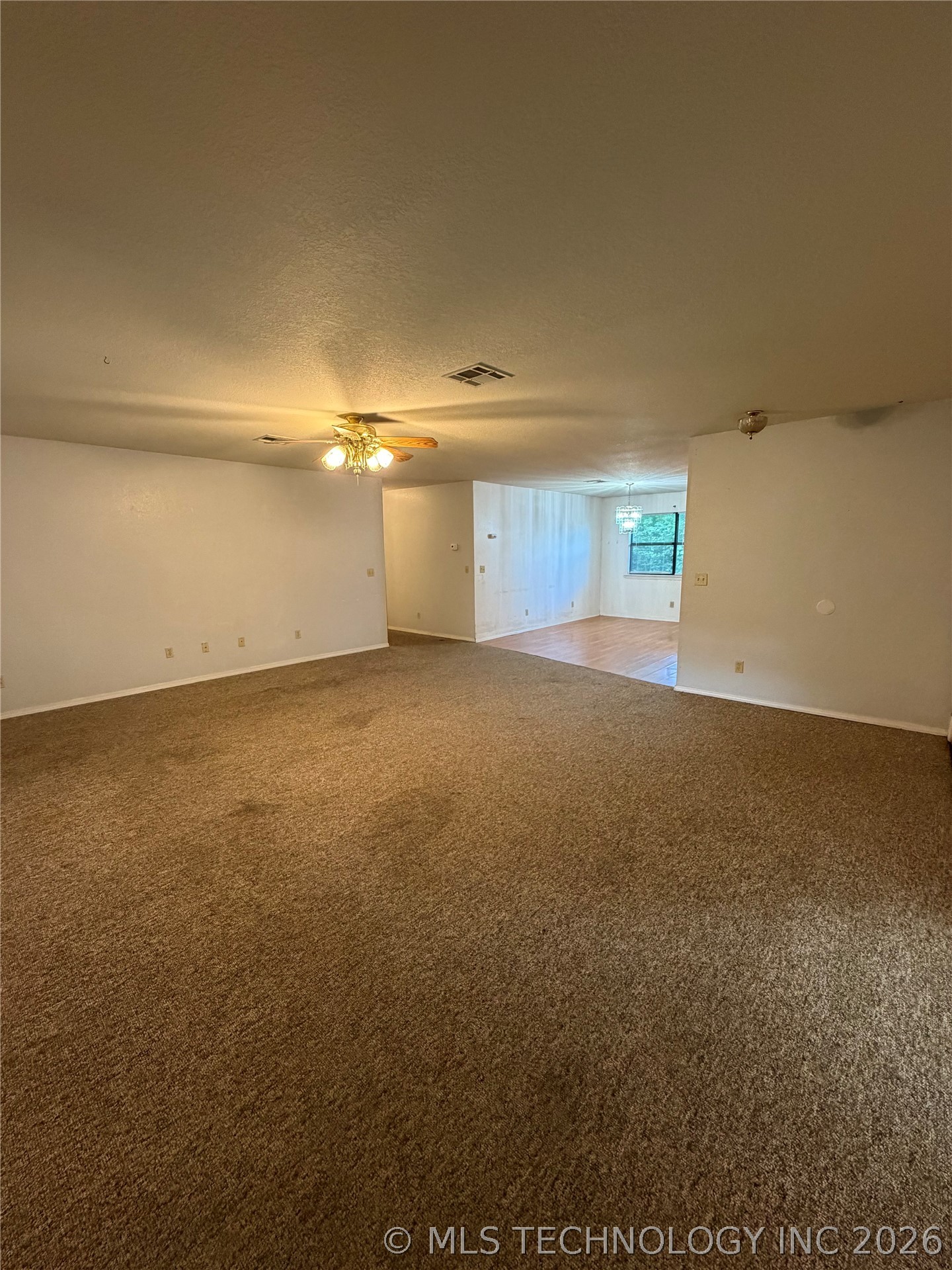 215 Ne 7th Street Property Photo 5