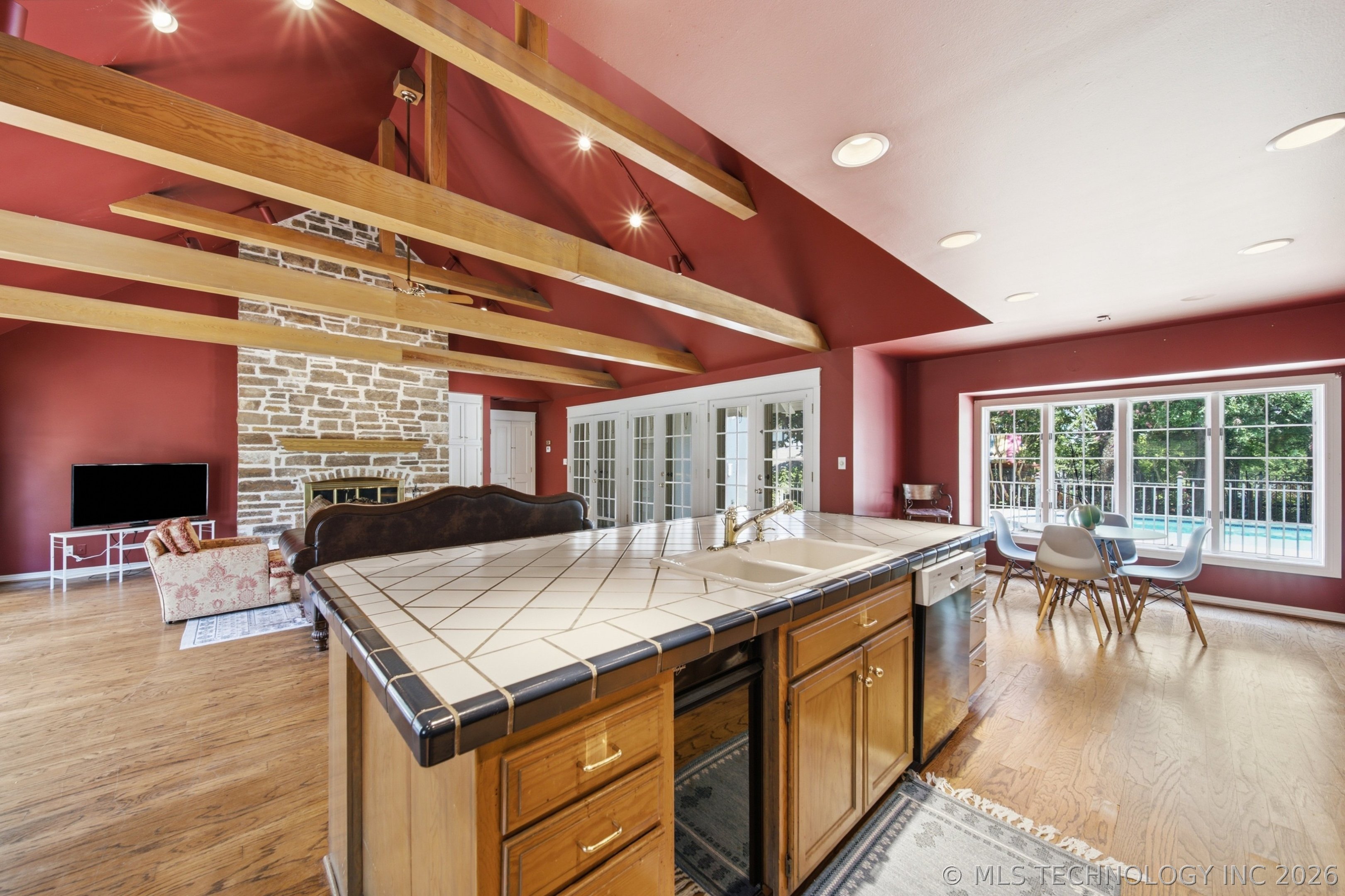 4209 E 98th Street Property Photo 19