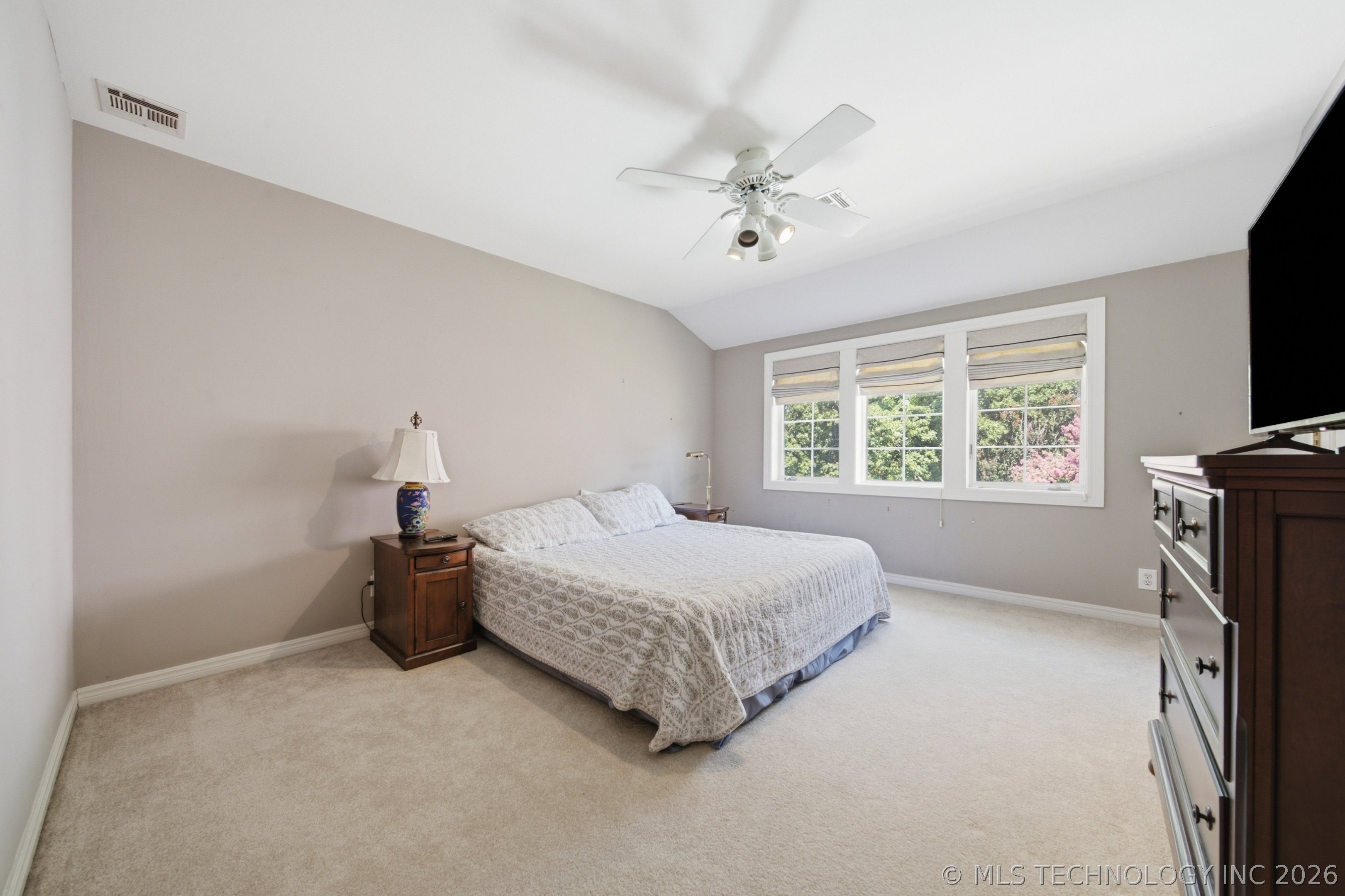 4209 E 98th Street Property Photo 42