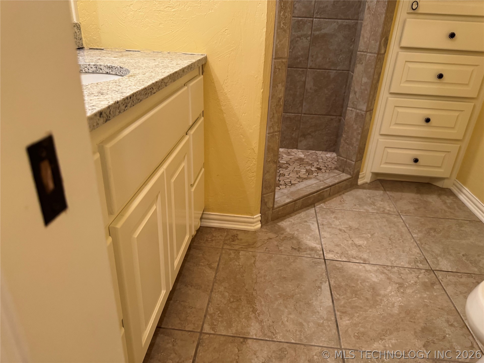 43 Overland Route Property Photo 19