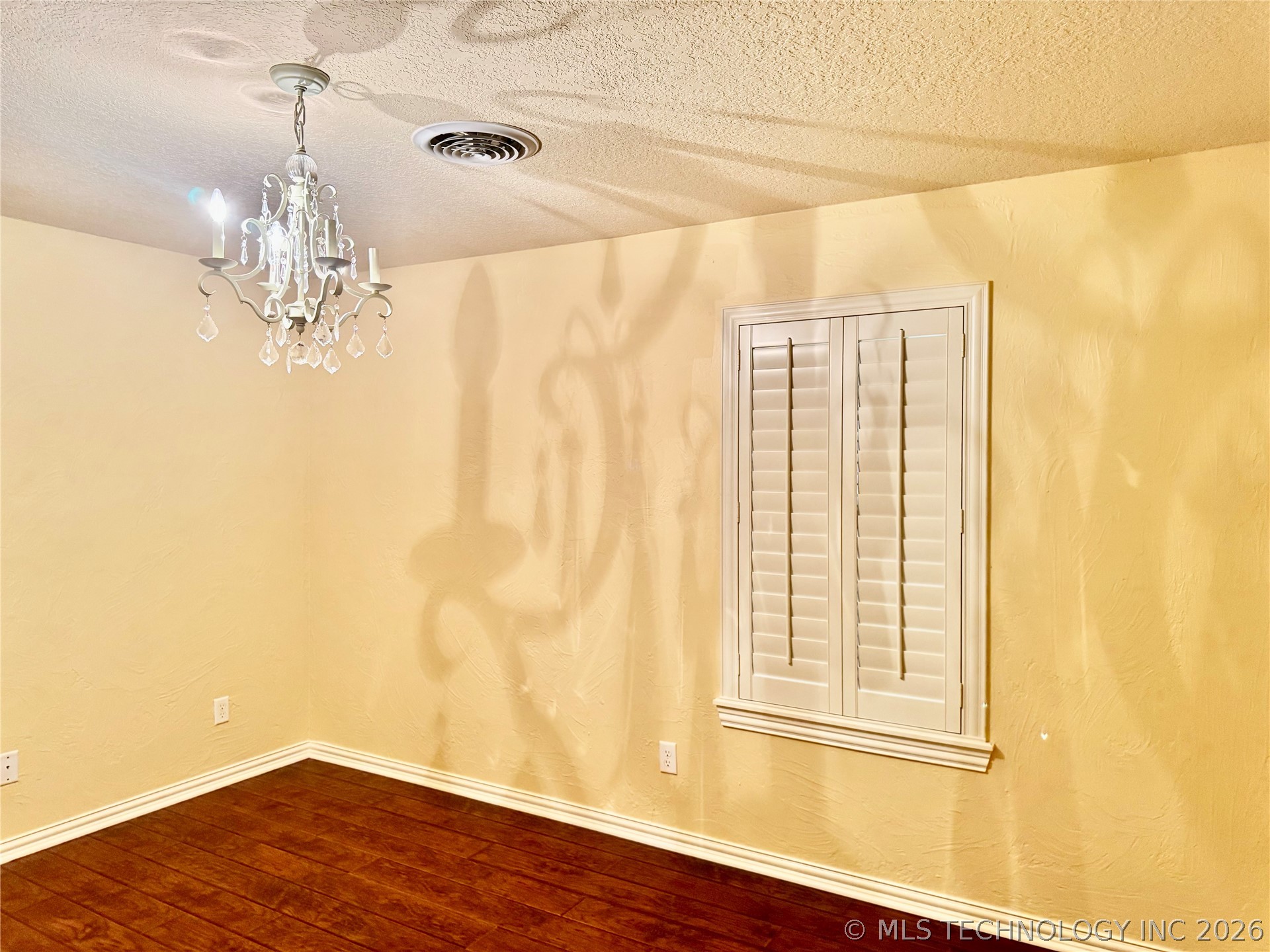 43 Overland Route Property Photo 28