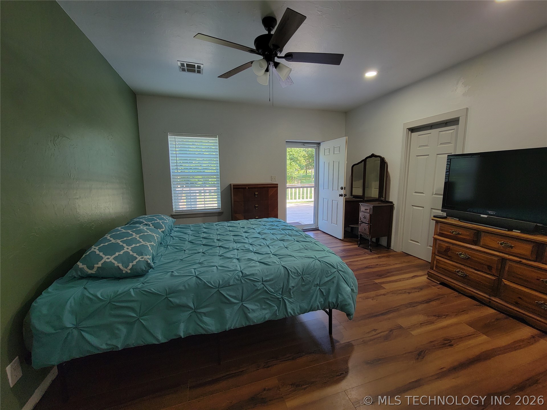 2913 120th Ne Property Photo 22