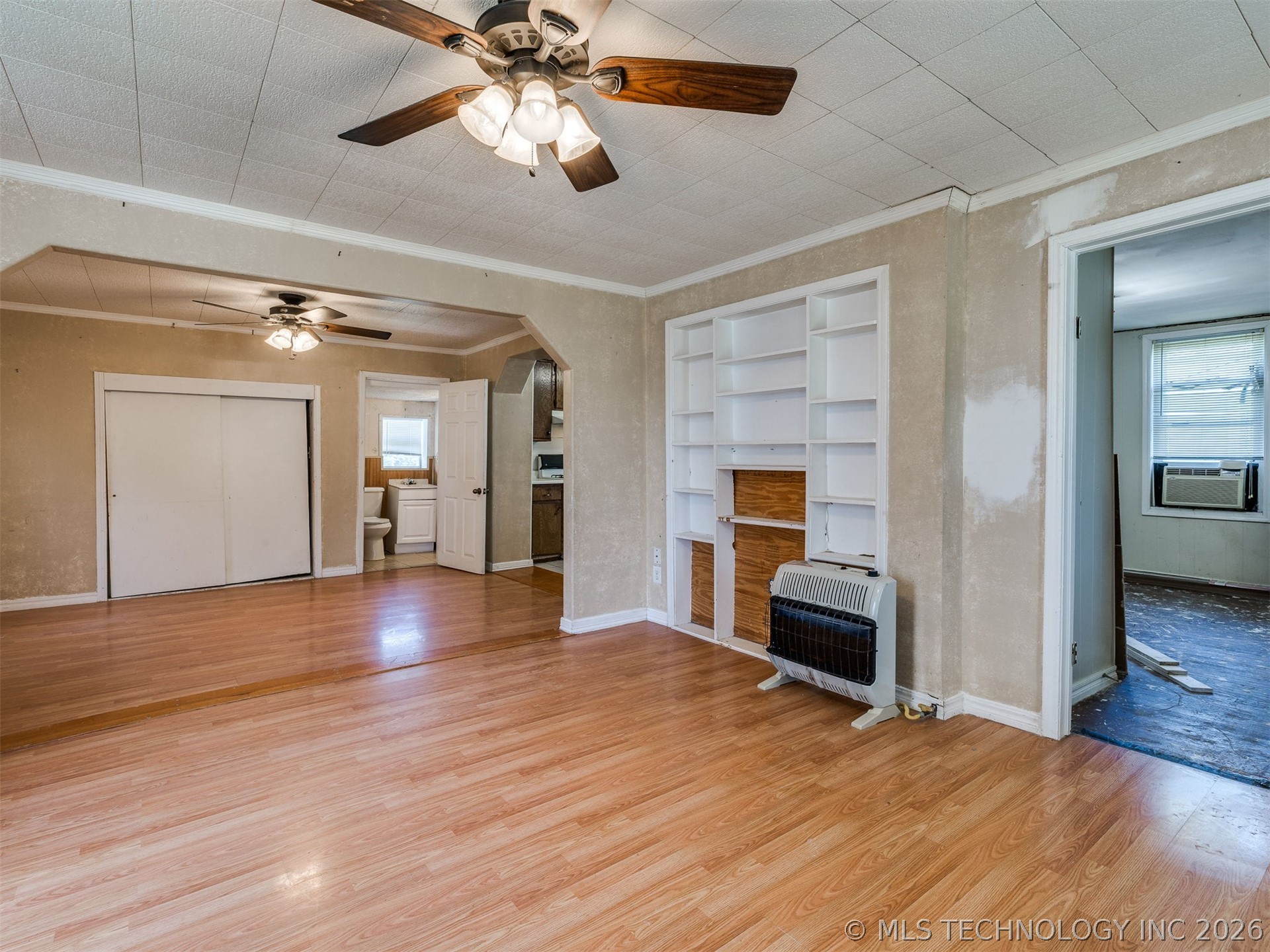 408 N Lincoln Avenue Property Photo 7