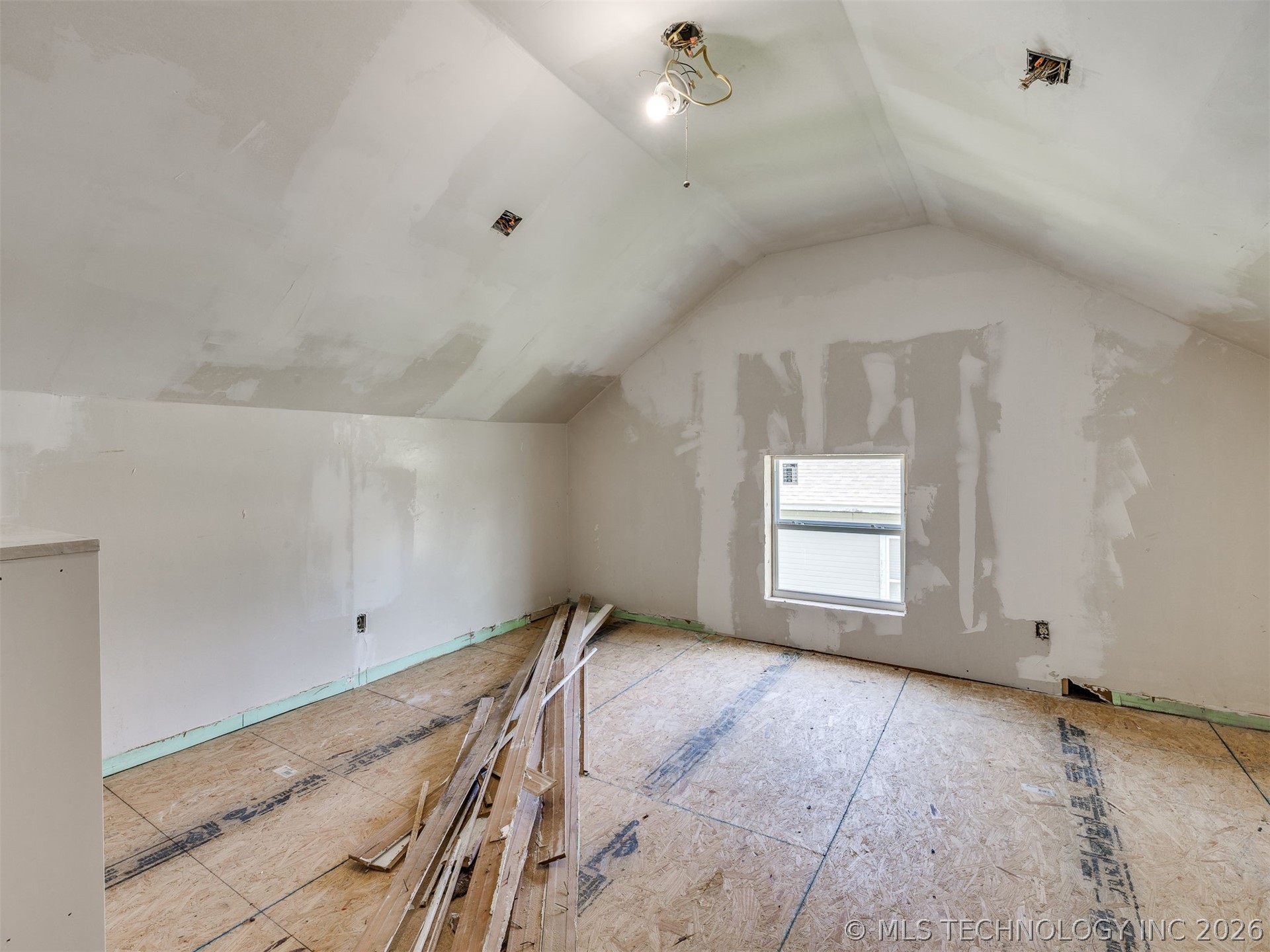408 N Lincoln Avenue Property Photo 22