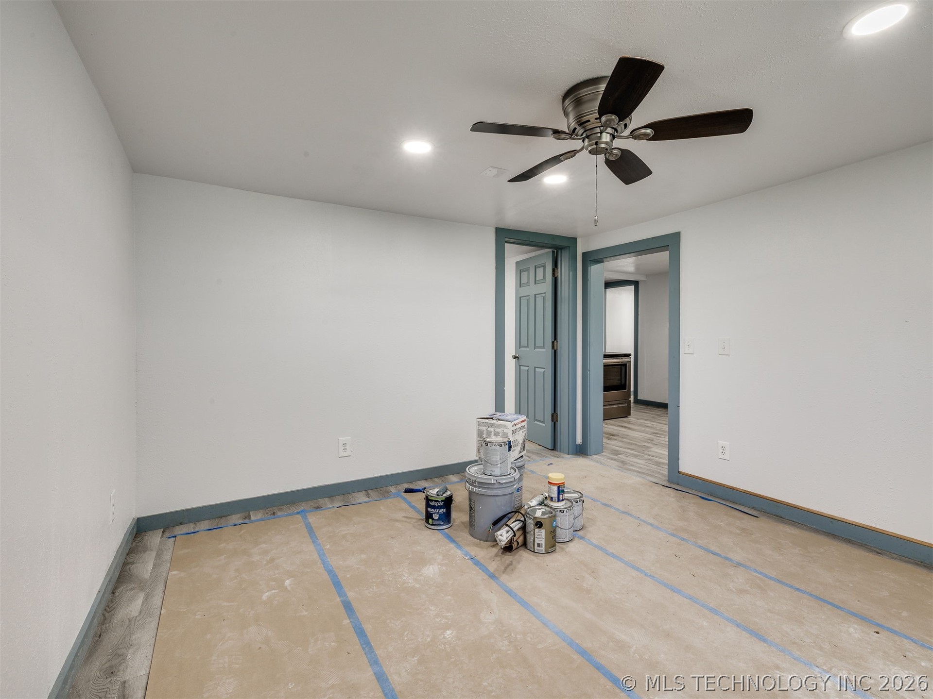 408 N Lincoln Avenue Property Photo 35
