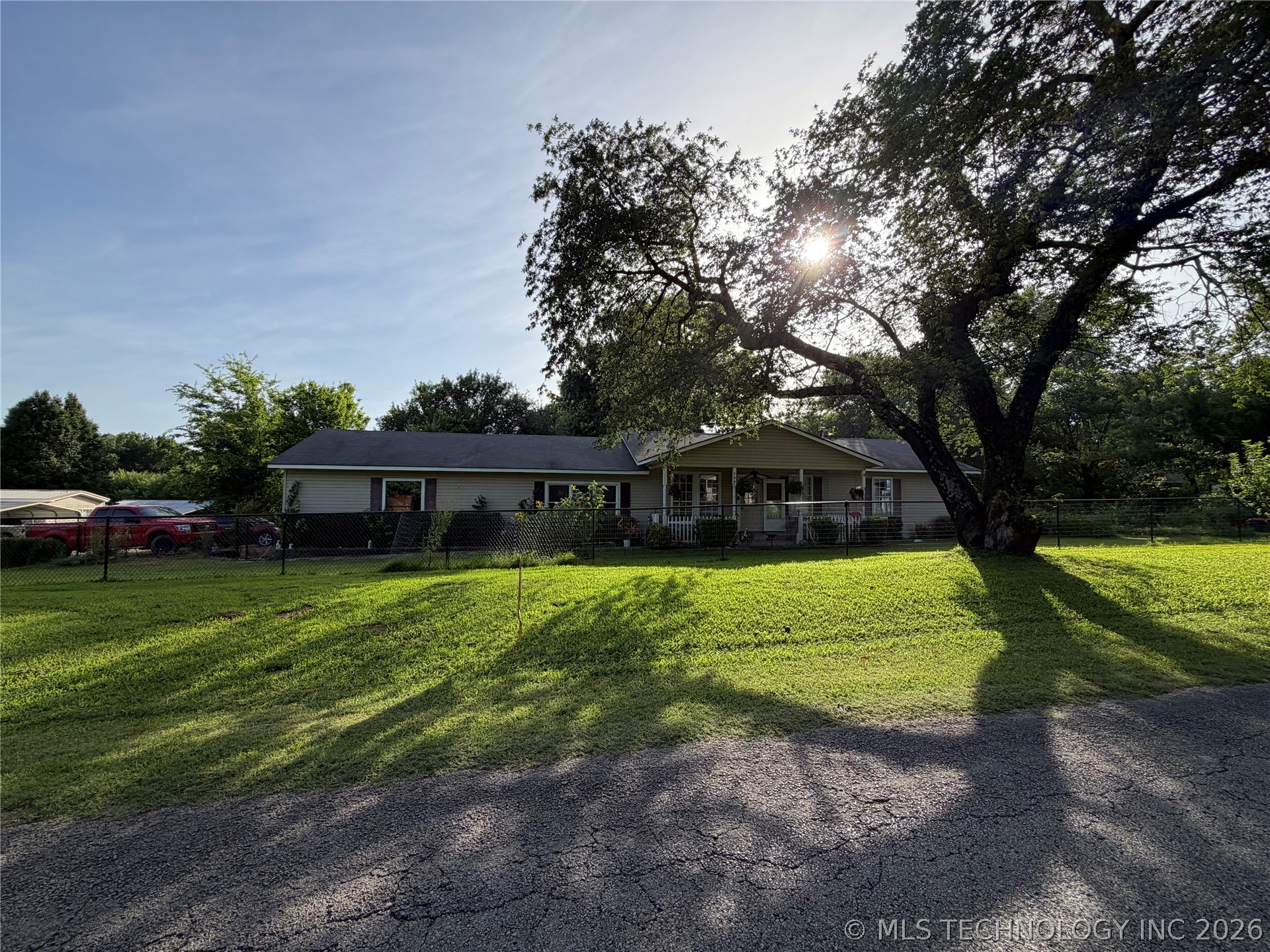 729 Cavalry Street Property Photo 2