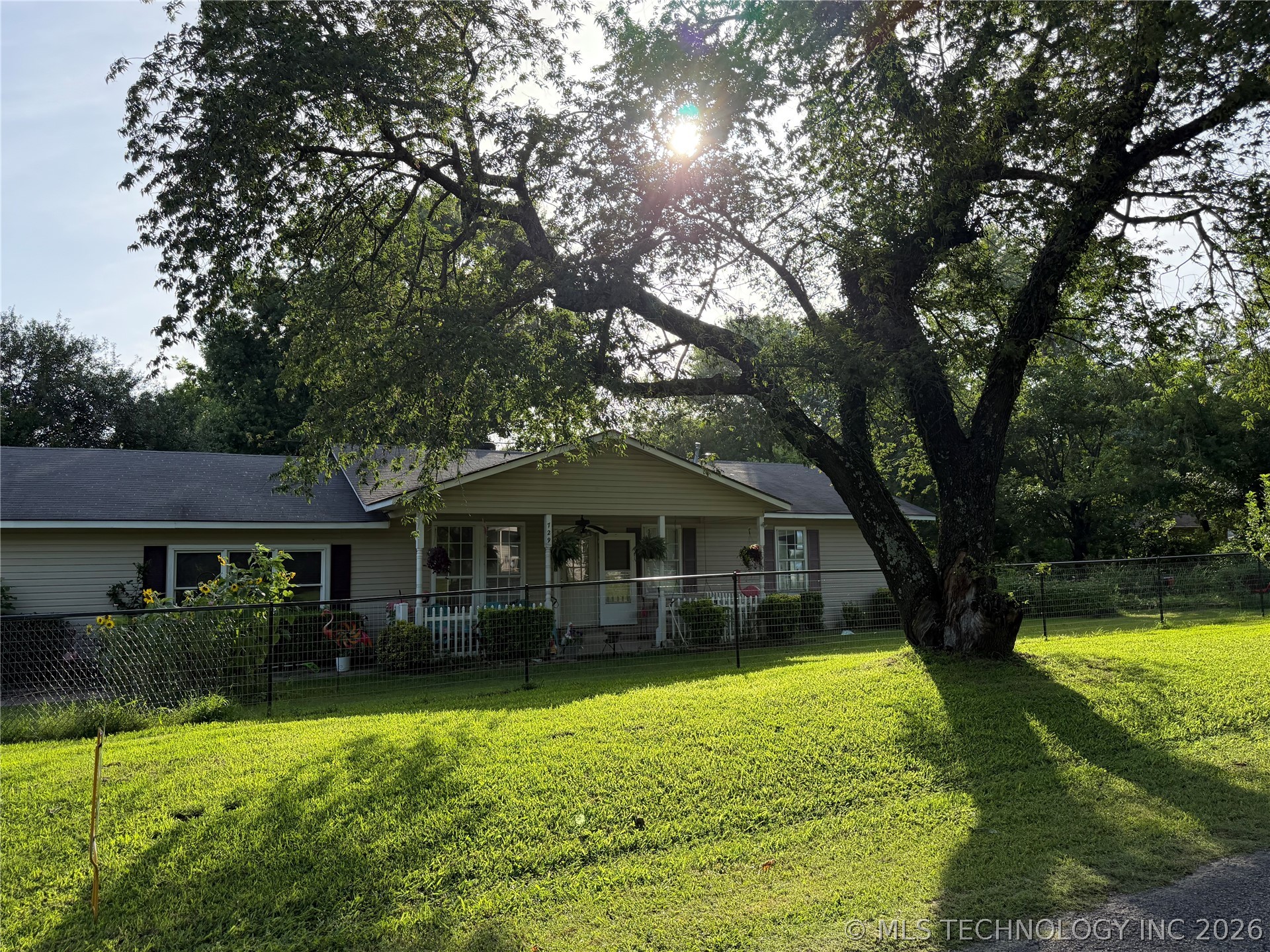 729 Cavalry Street Property Photo 14