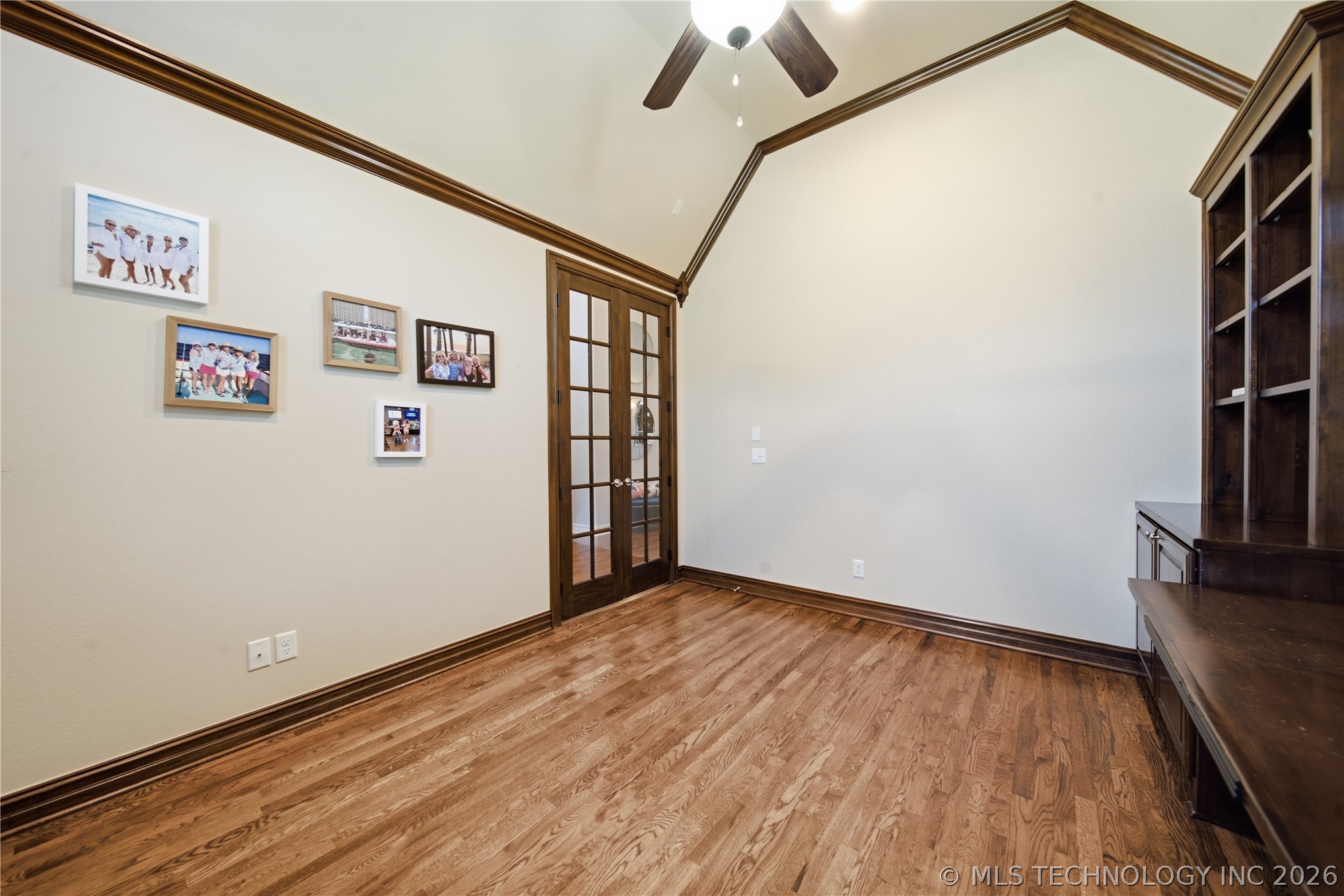 5101 W Birmingham Street Property Photo 8