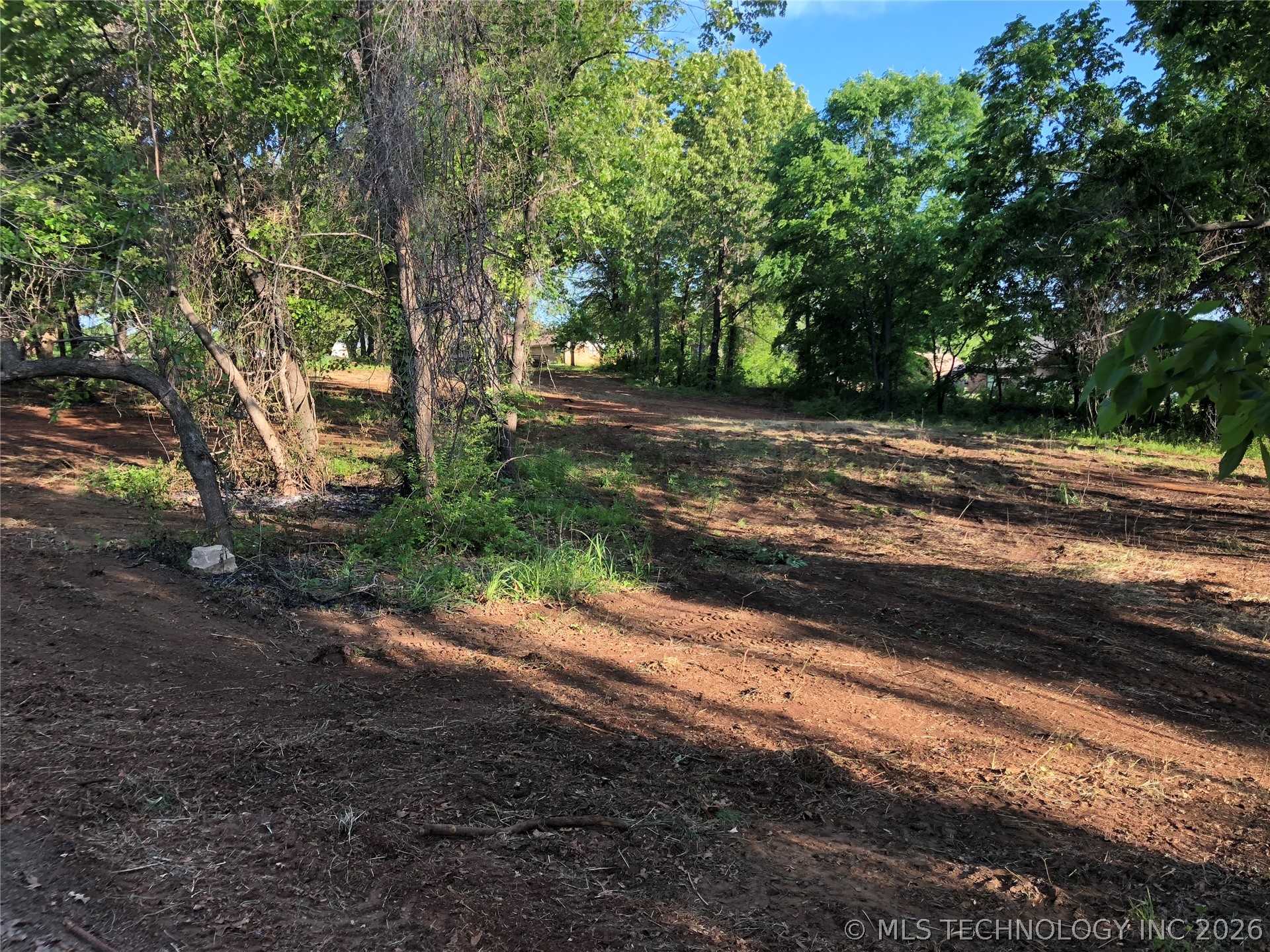 000 Rolling Wood Hills Drive Property Photo 22