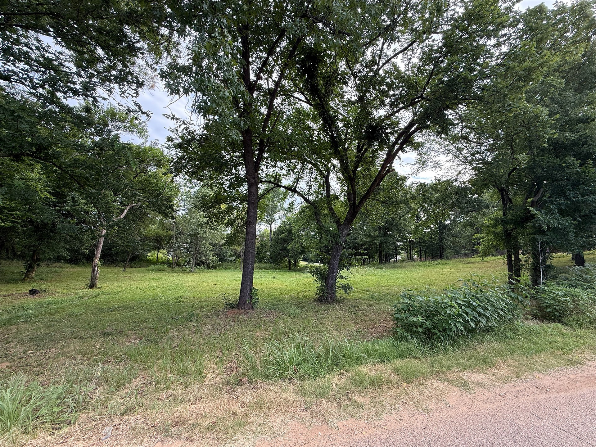 000 Rolling Wood Hills Drive Property Photo 25