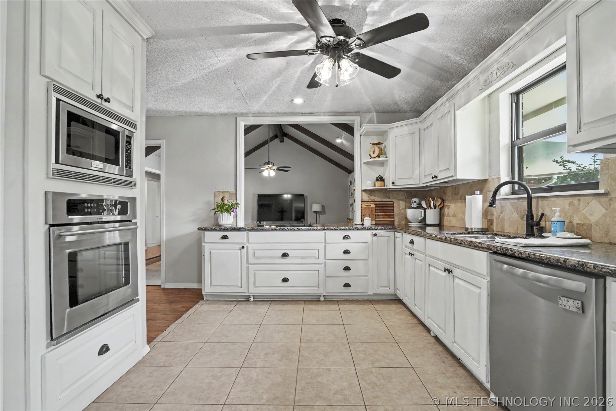 5733 E 97th Place Property Photo 18