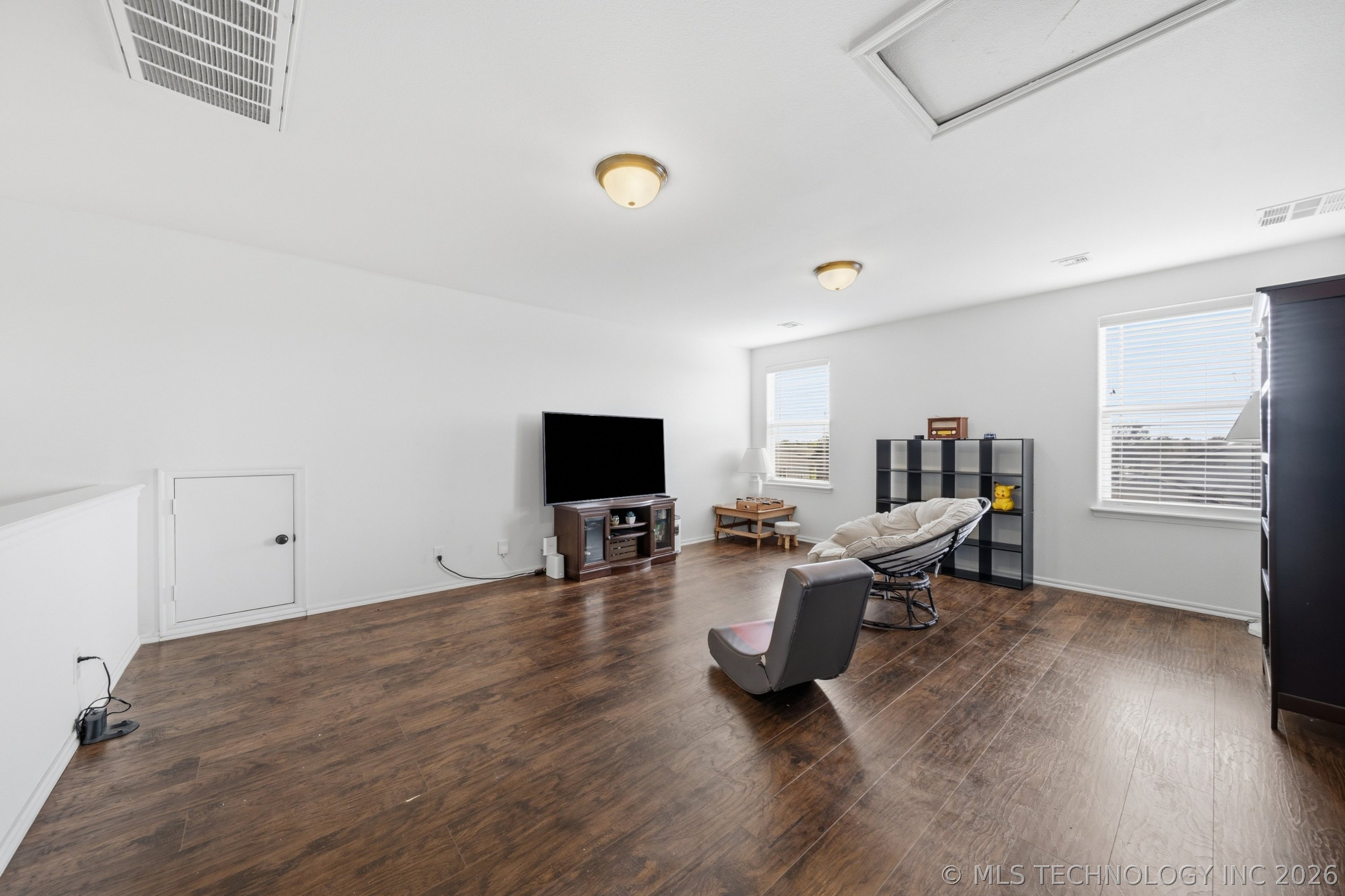 11040 N 119th Avenue E Property Photo 27