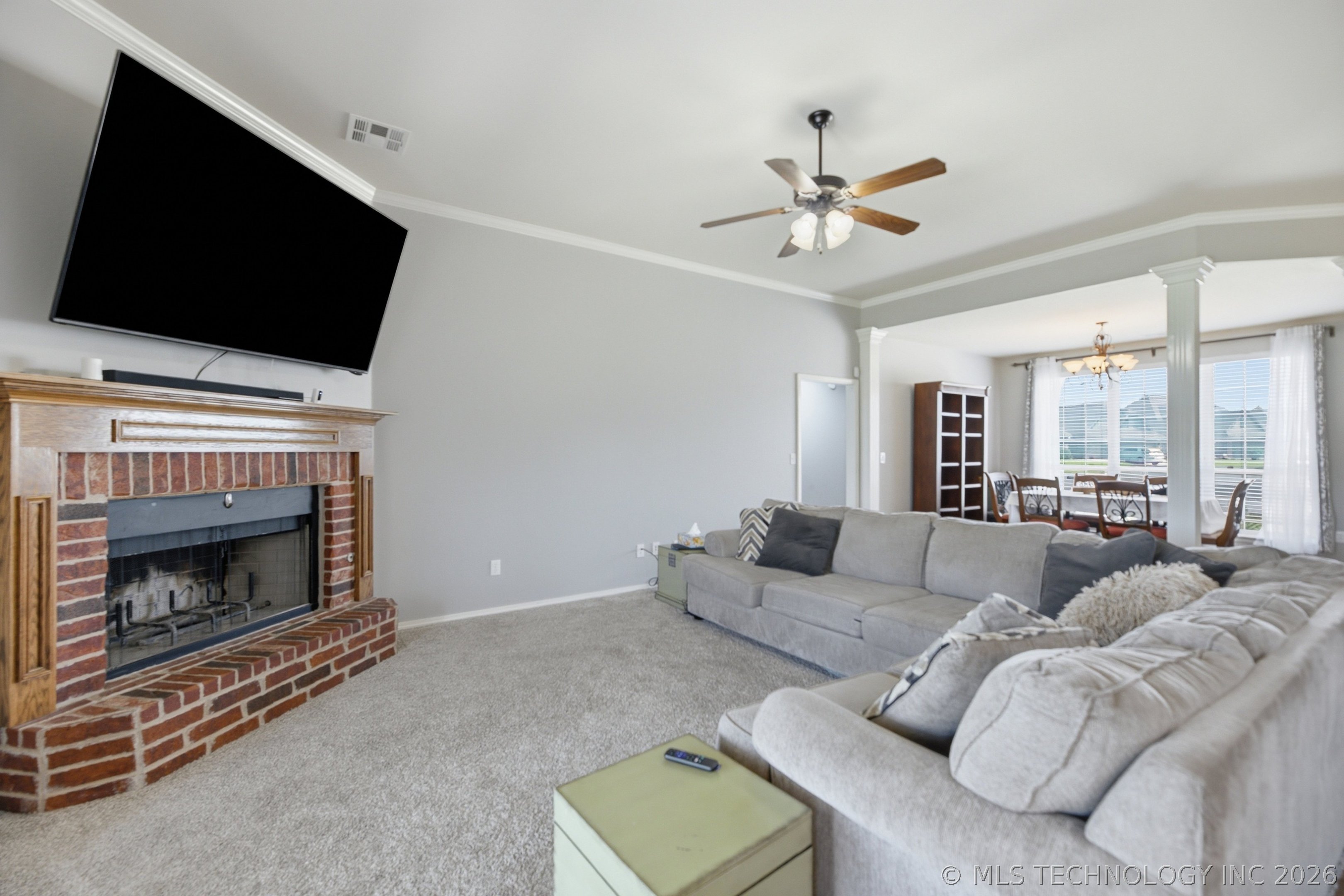 20516 E 31st Place Property Photo 3