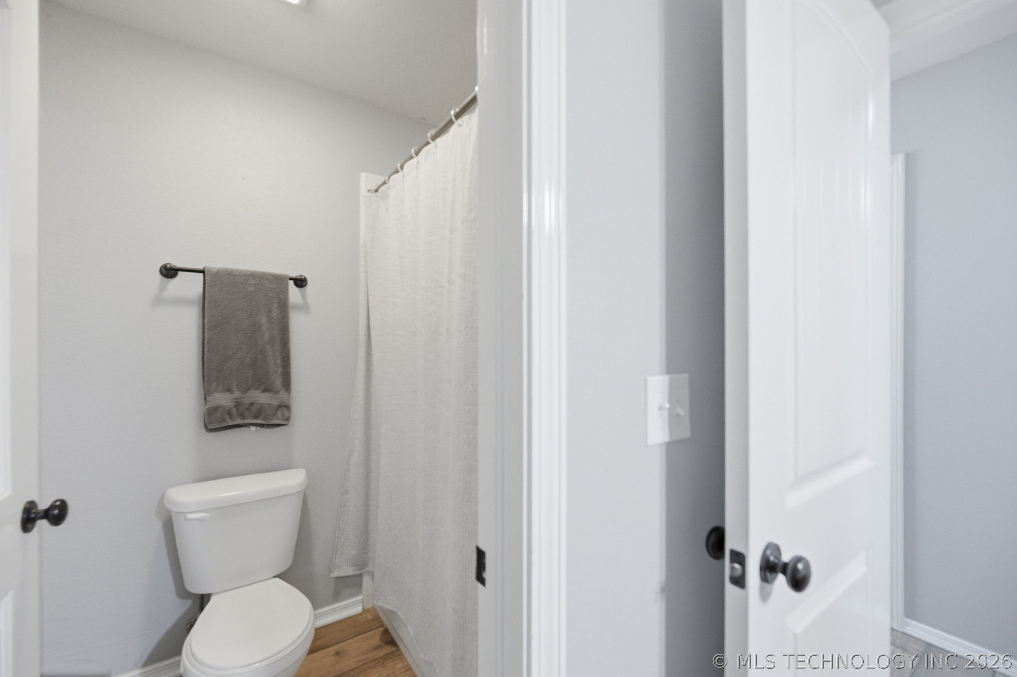 20516 E 31st Place Property Photo 15