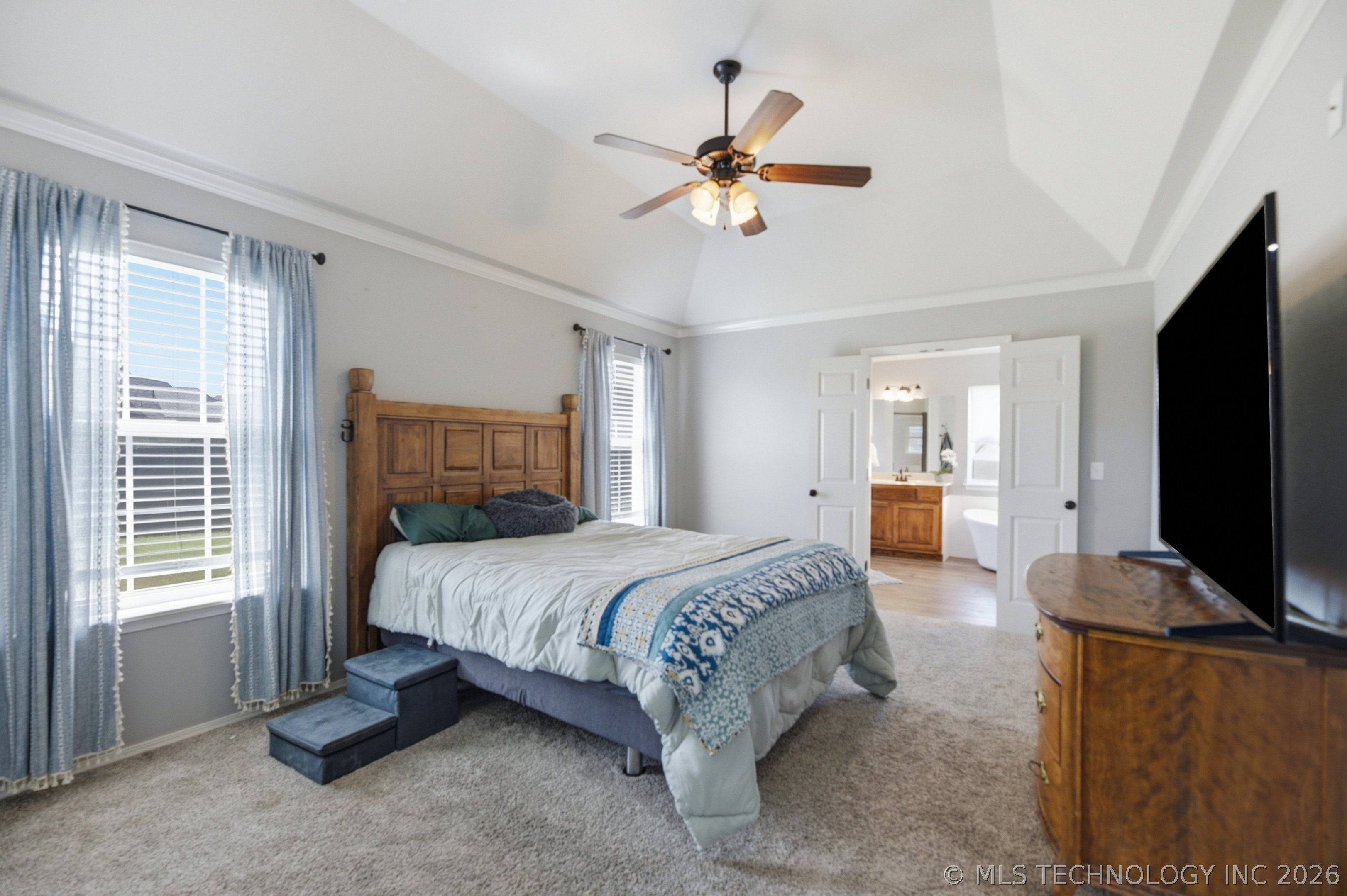 20516 E 31st Place Property Photo 18