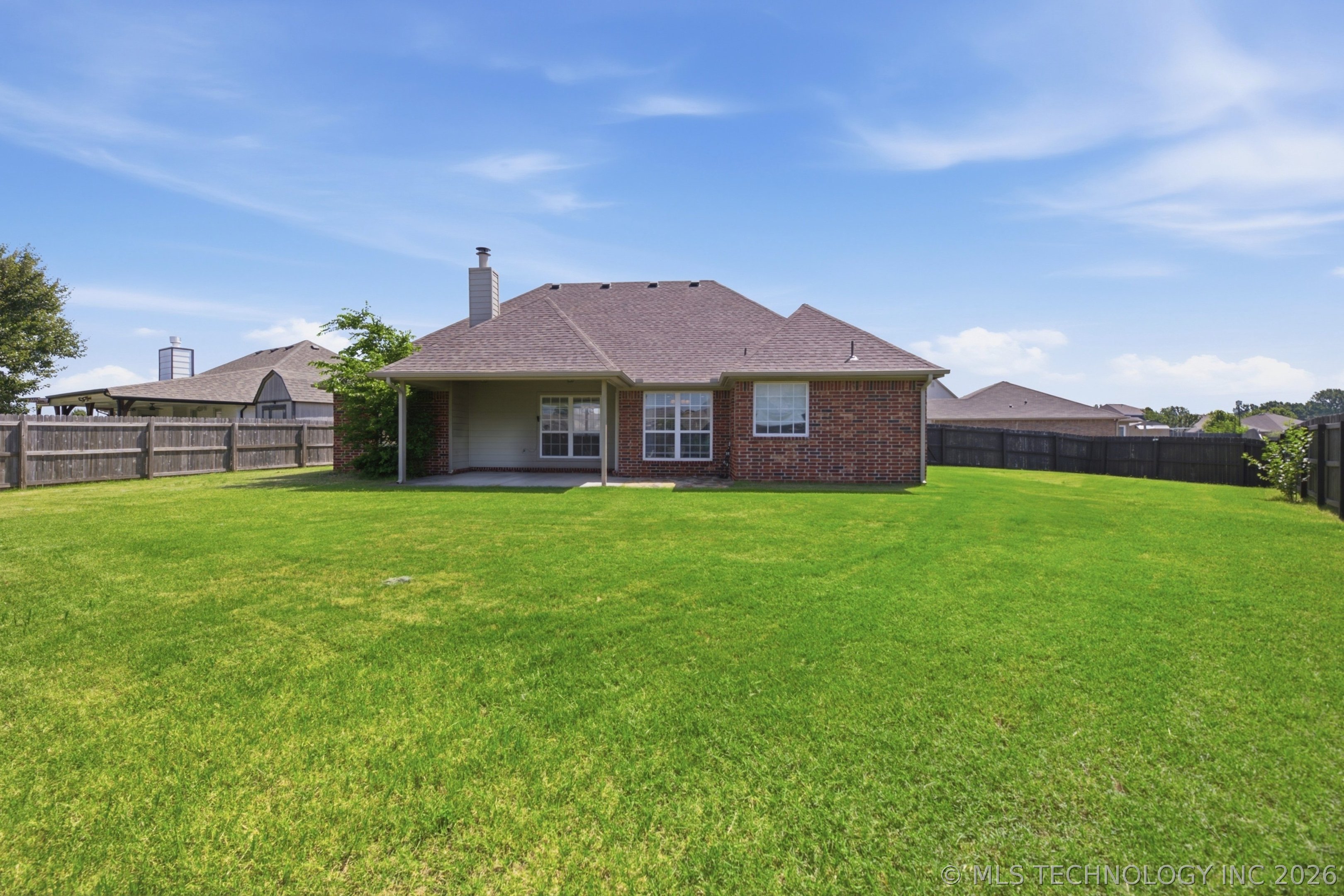 20516 E 31st Place Property Photo 27