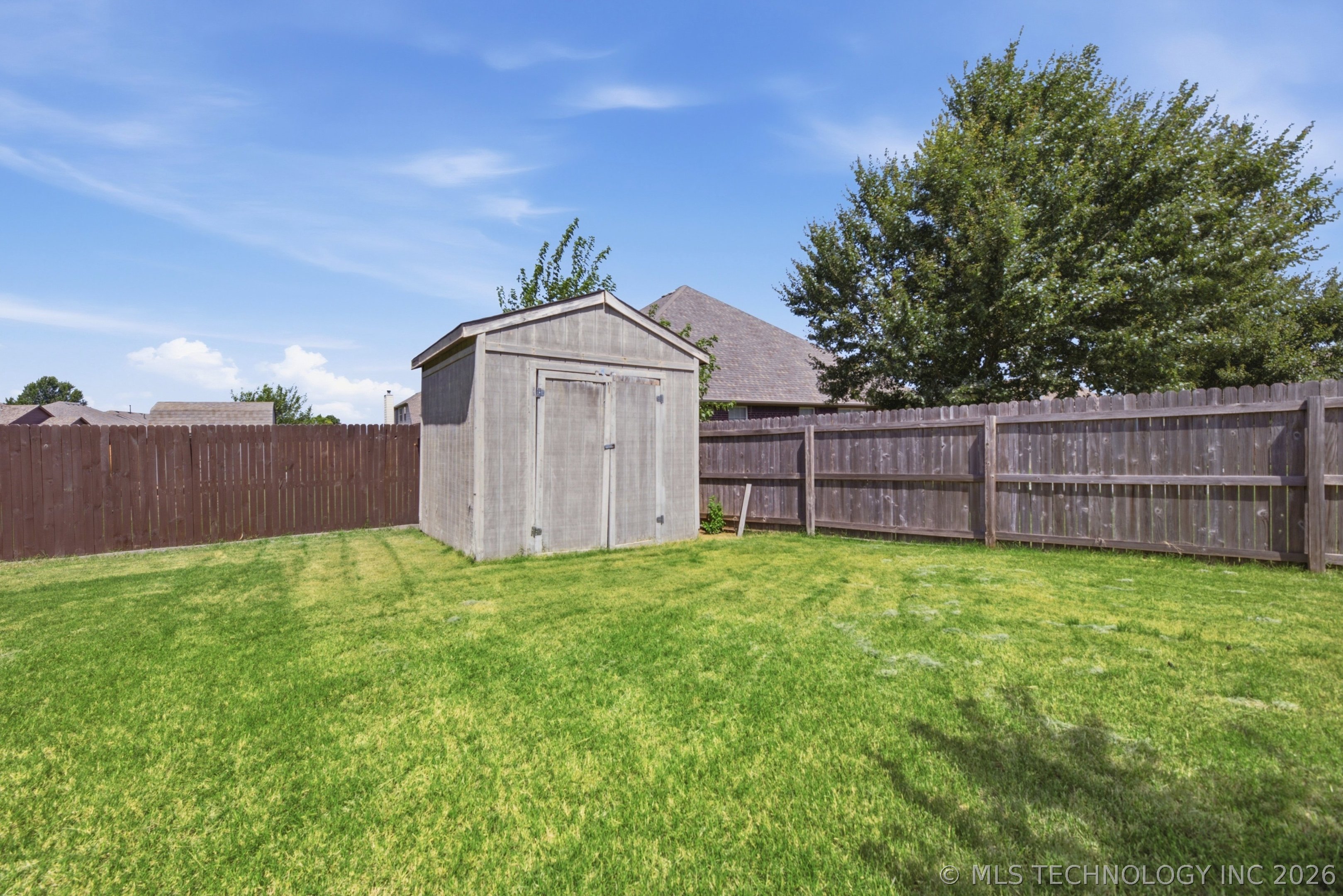 20516 E 31st Place Property Photo 28