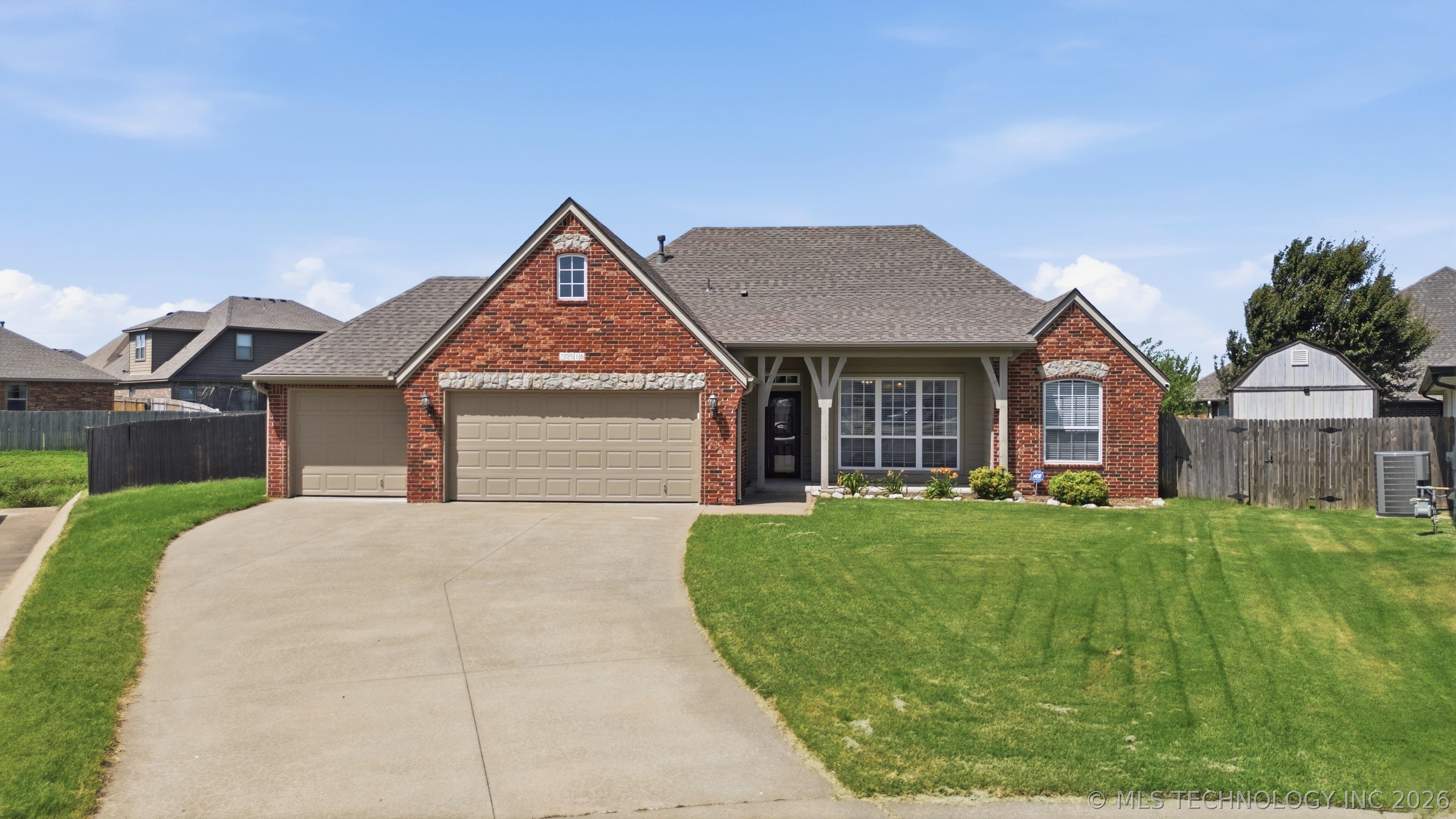 20516 E 31st Place Property Photo 32