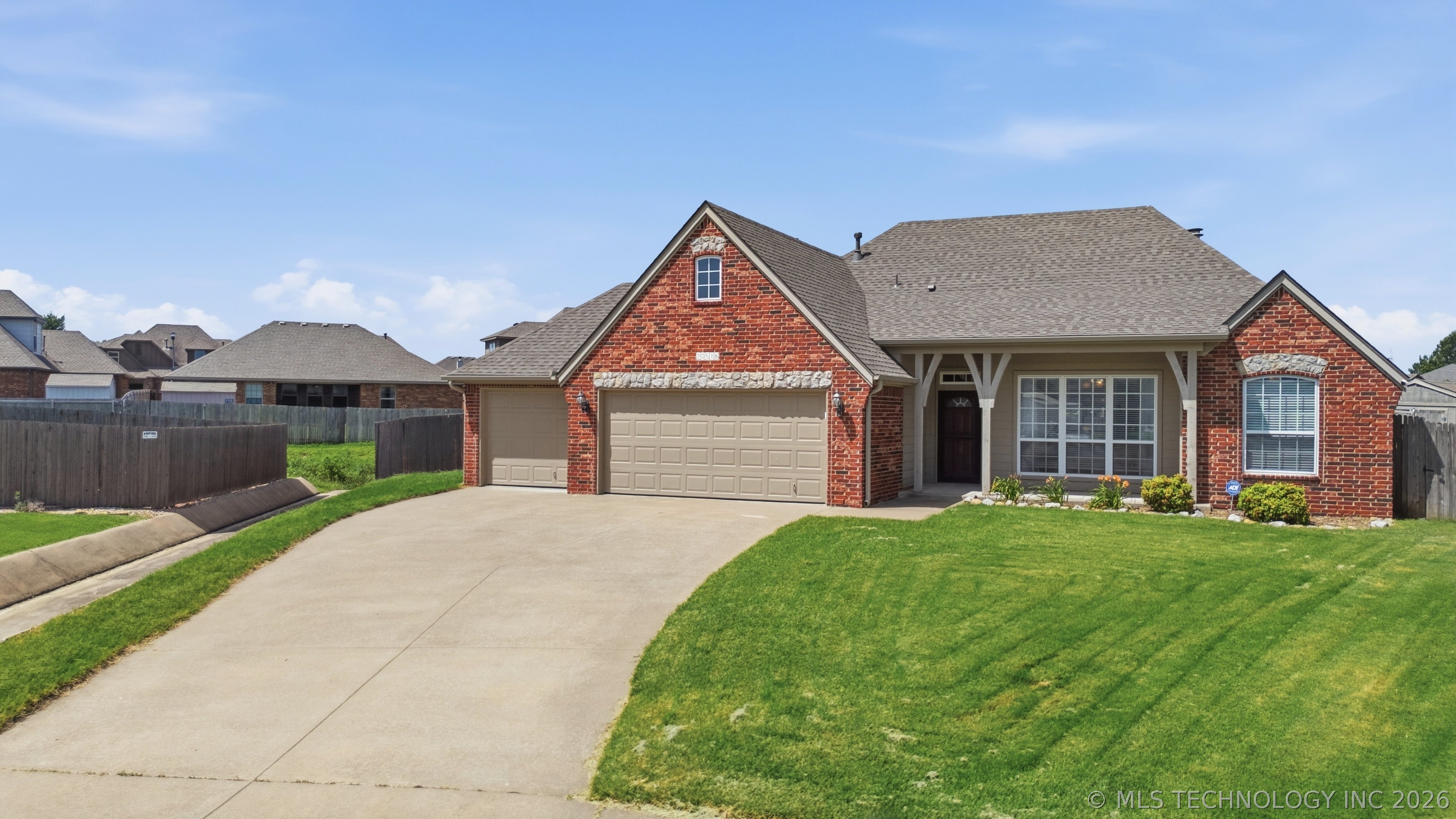 20516 E 31st Place Property Photo 33