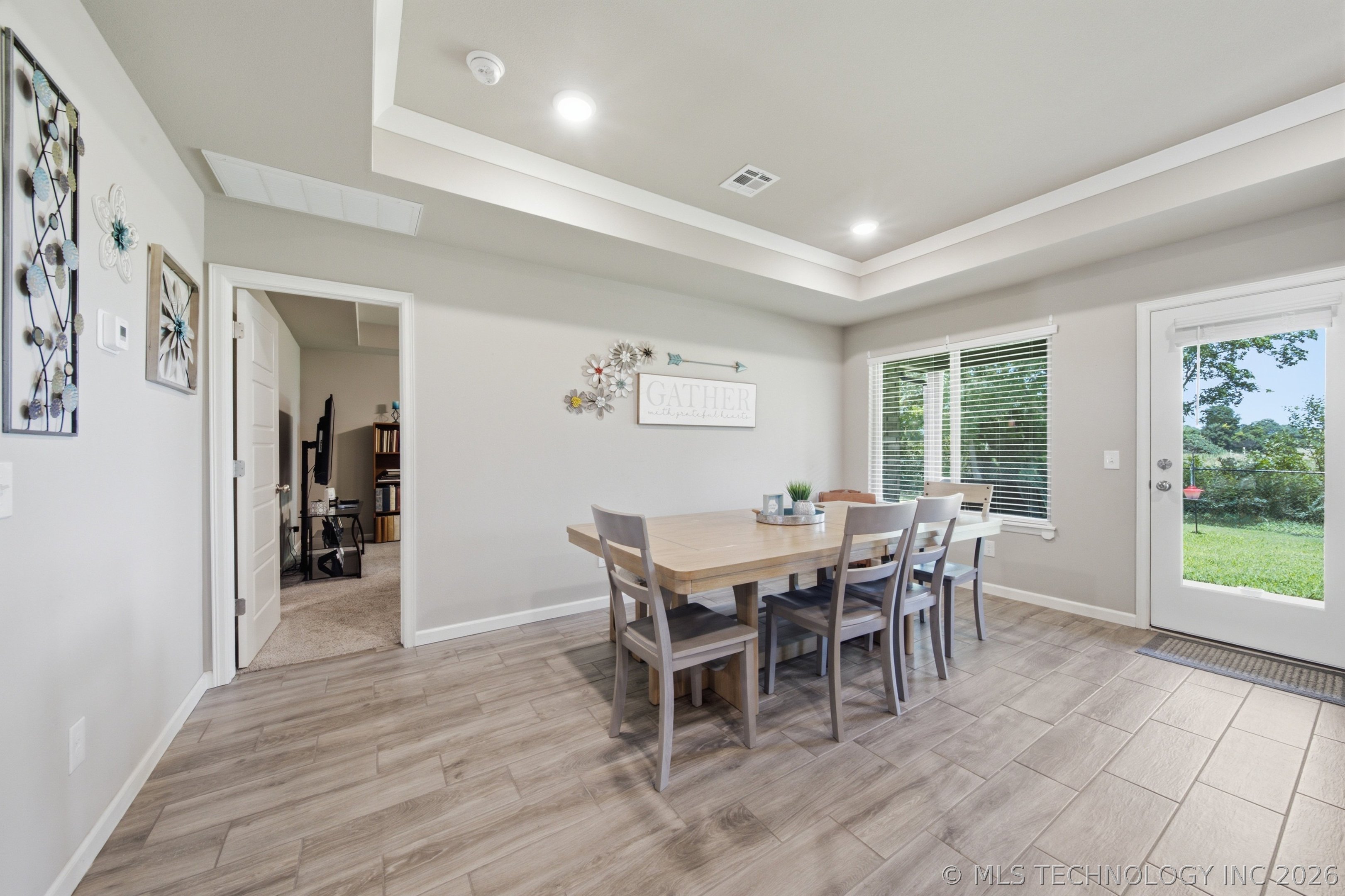733 E 139th Place Property Photo 14