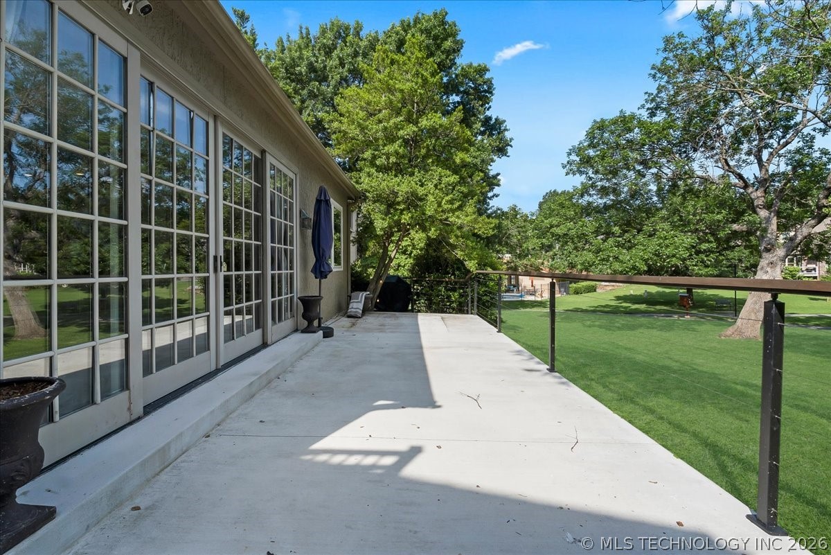 3809 E 66th Street Property Photo 47