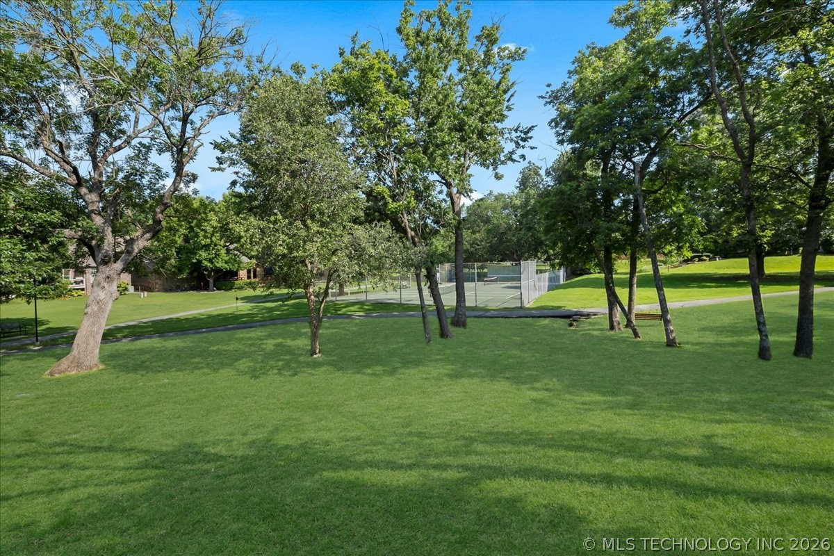 3809 E 66th Street Property Photo 49