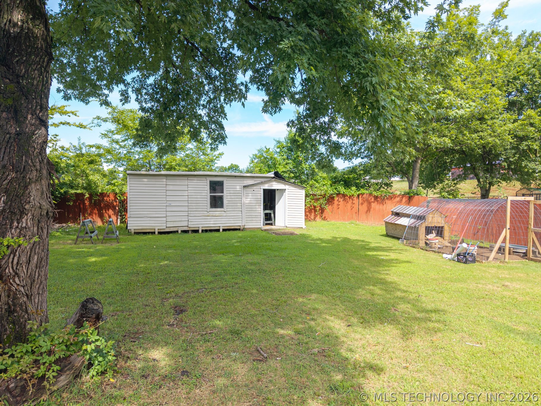 310 Grove Property Photo 8