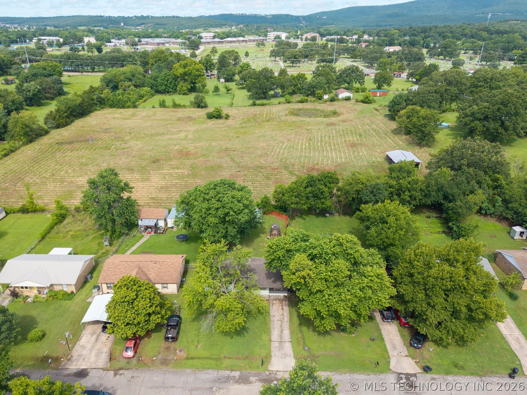 310 Grove Property Photo 41