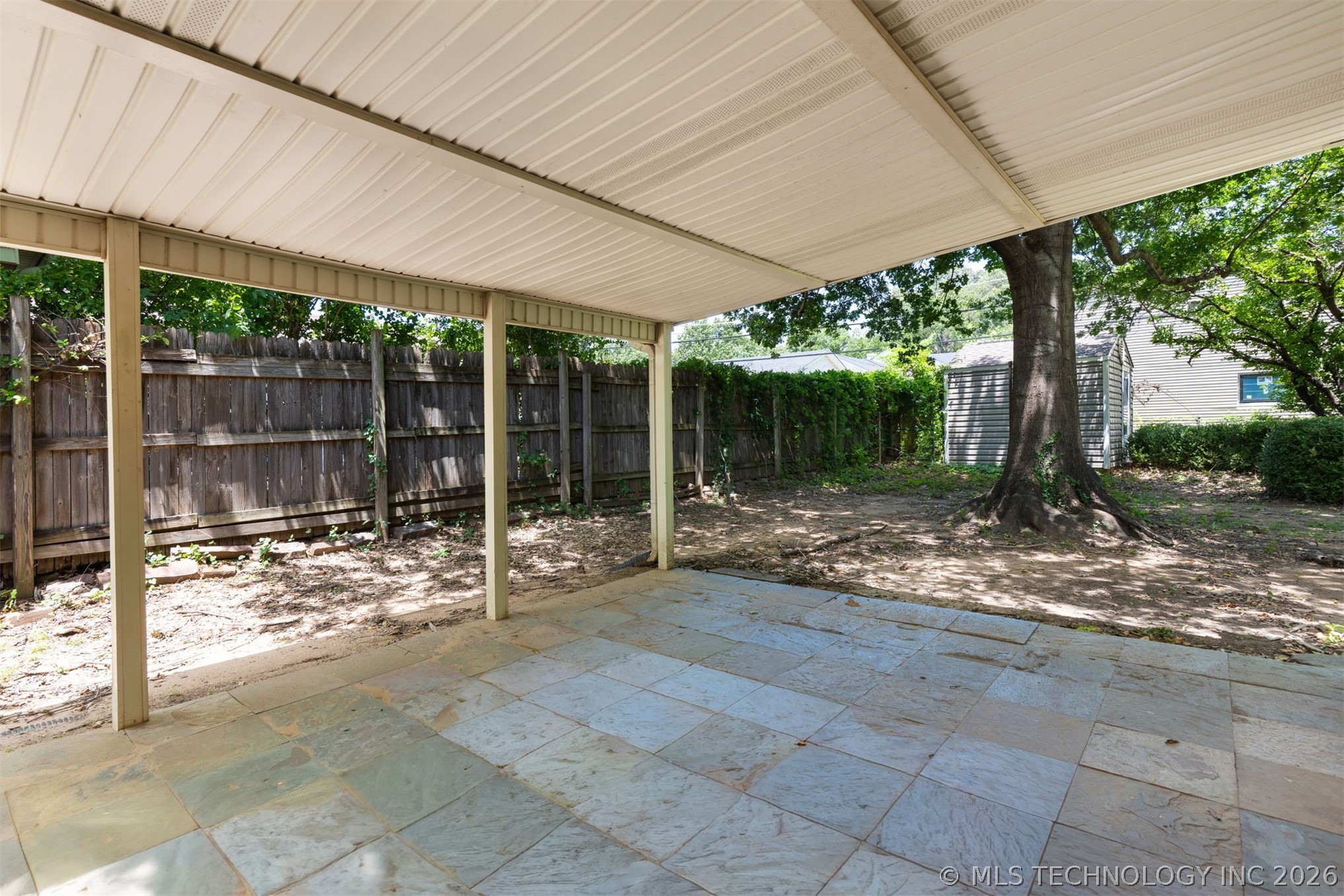 3709 E 24th Street Property Photo 45