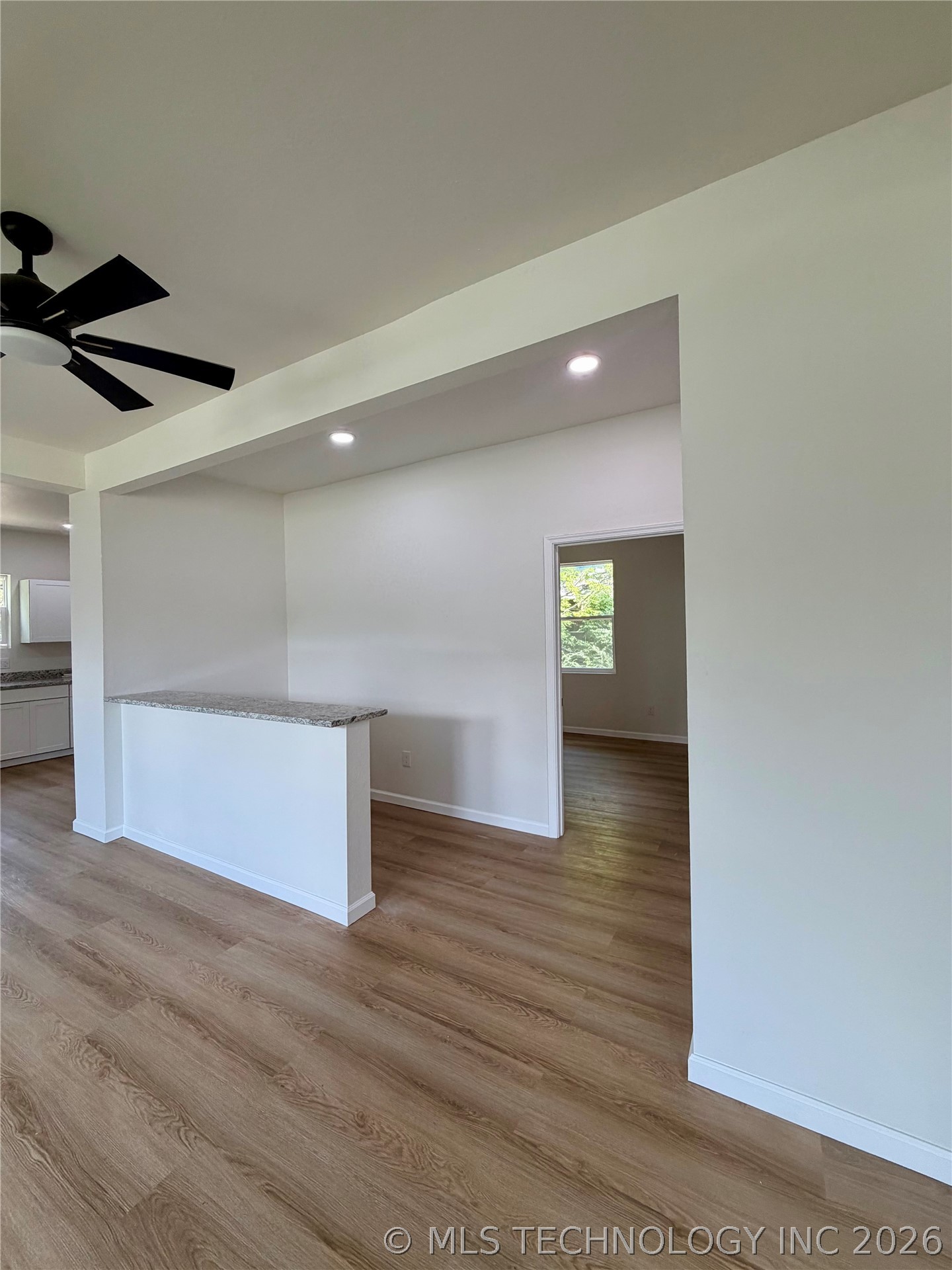 1301 Summit Street Property Photo 7
