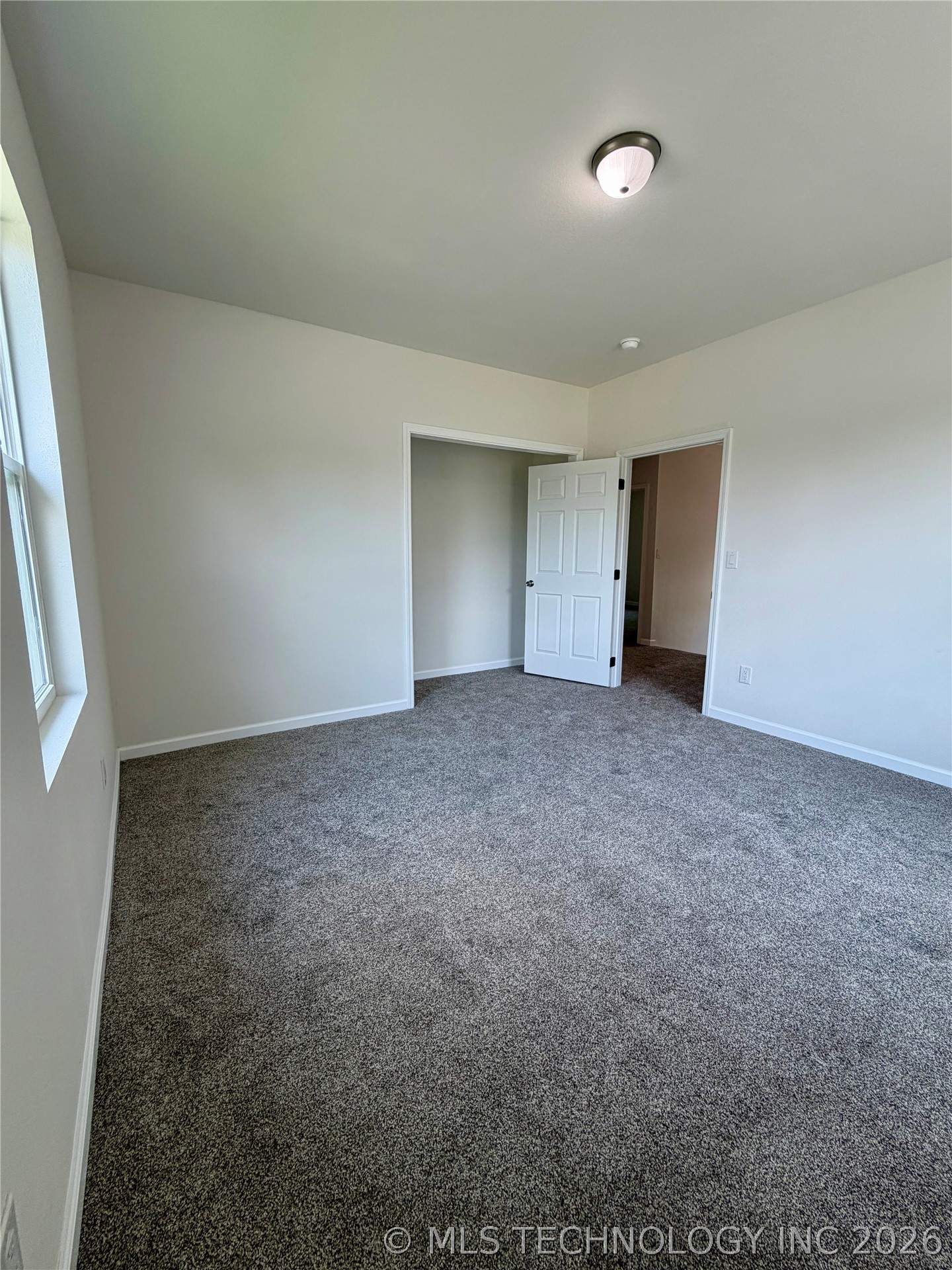 1301 Summit Street Property Photo 19