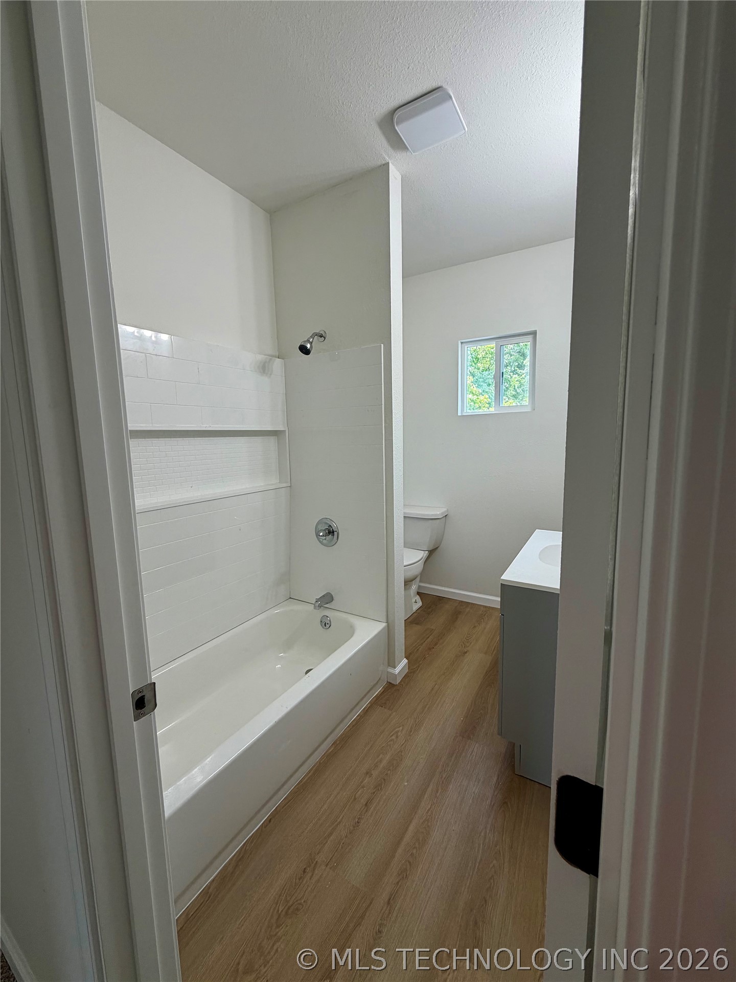 1301 Summit Street Property Photo 22