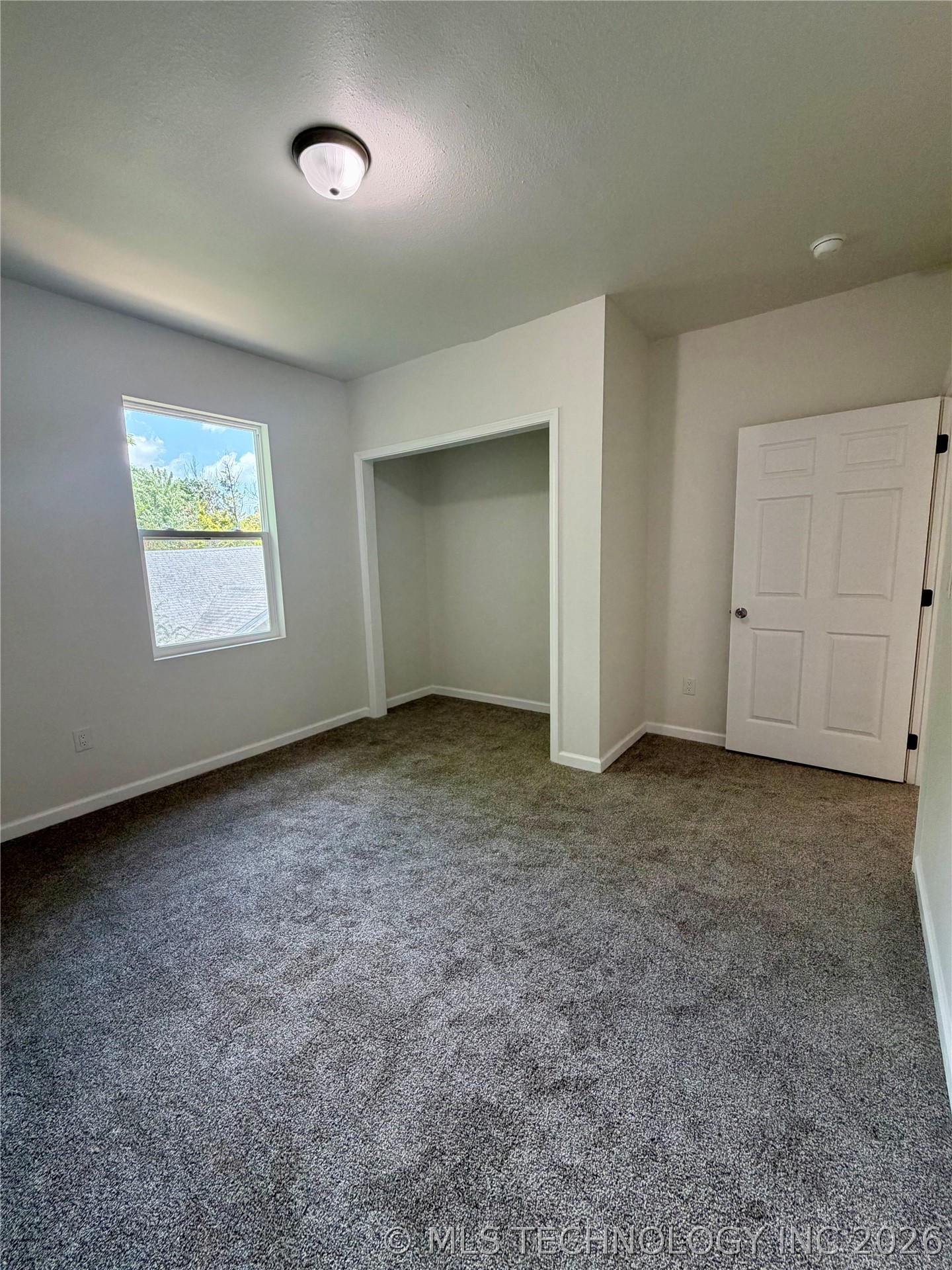 1301 Summit Street Property Photo 24