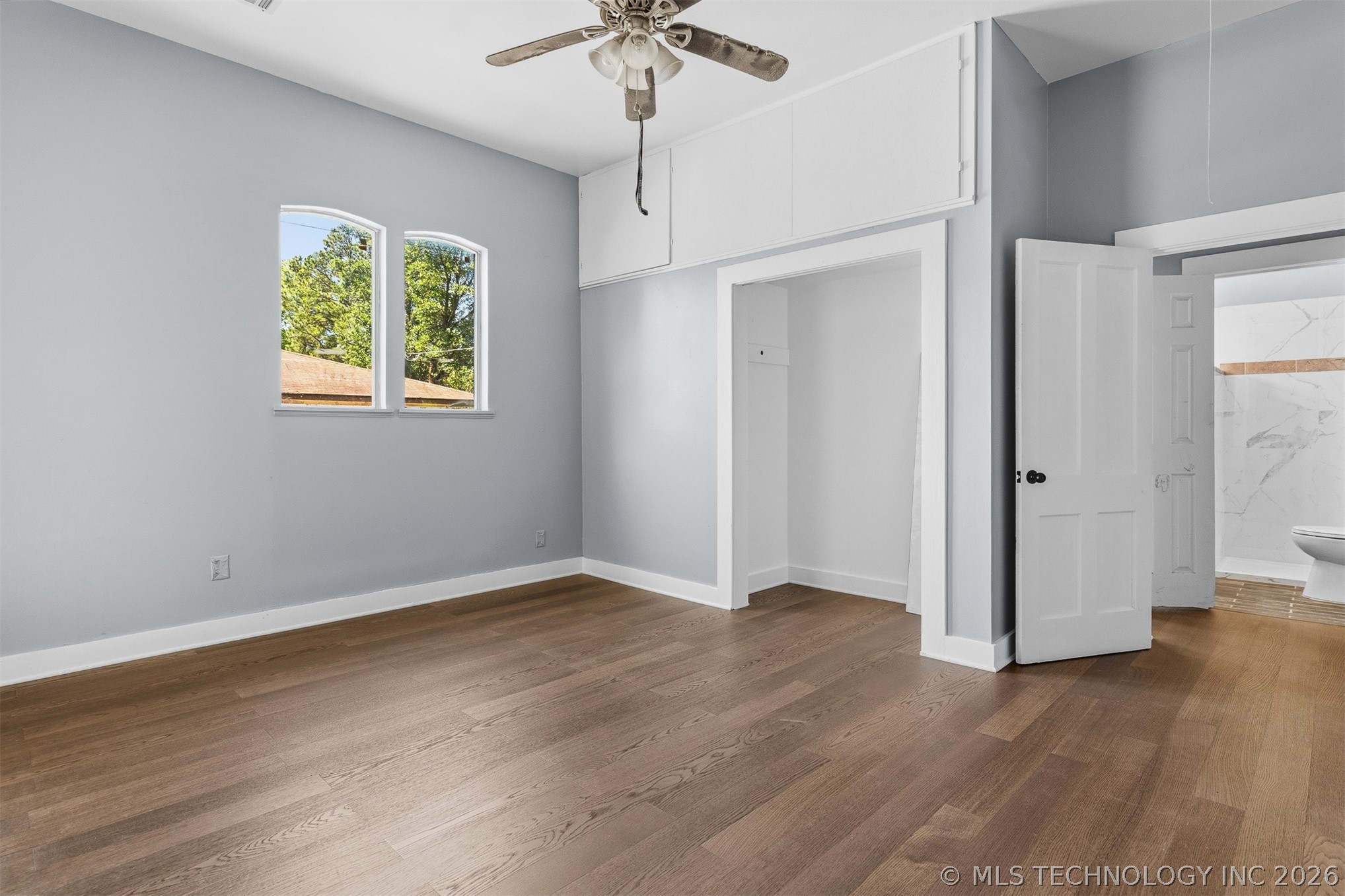 302 S 10 Property Photo 16