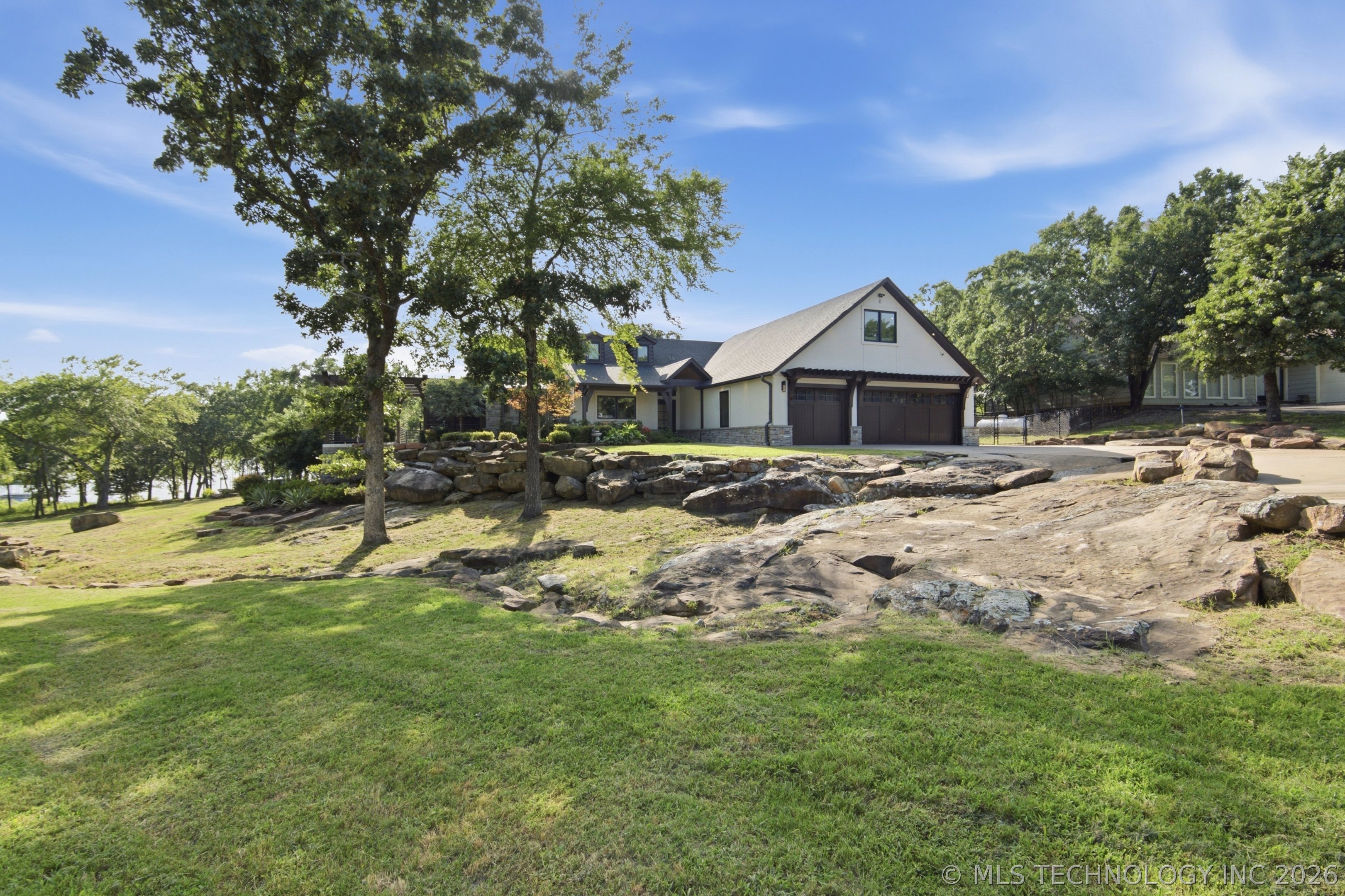 428114 E 1150 Road Property Photo 4