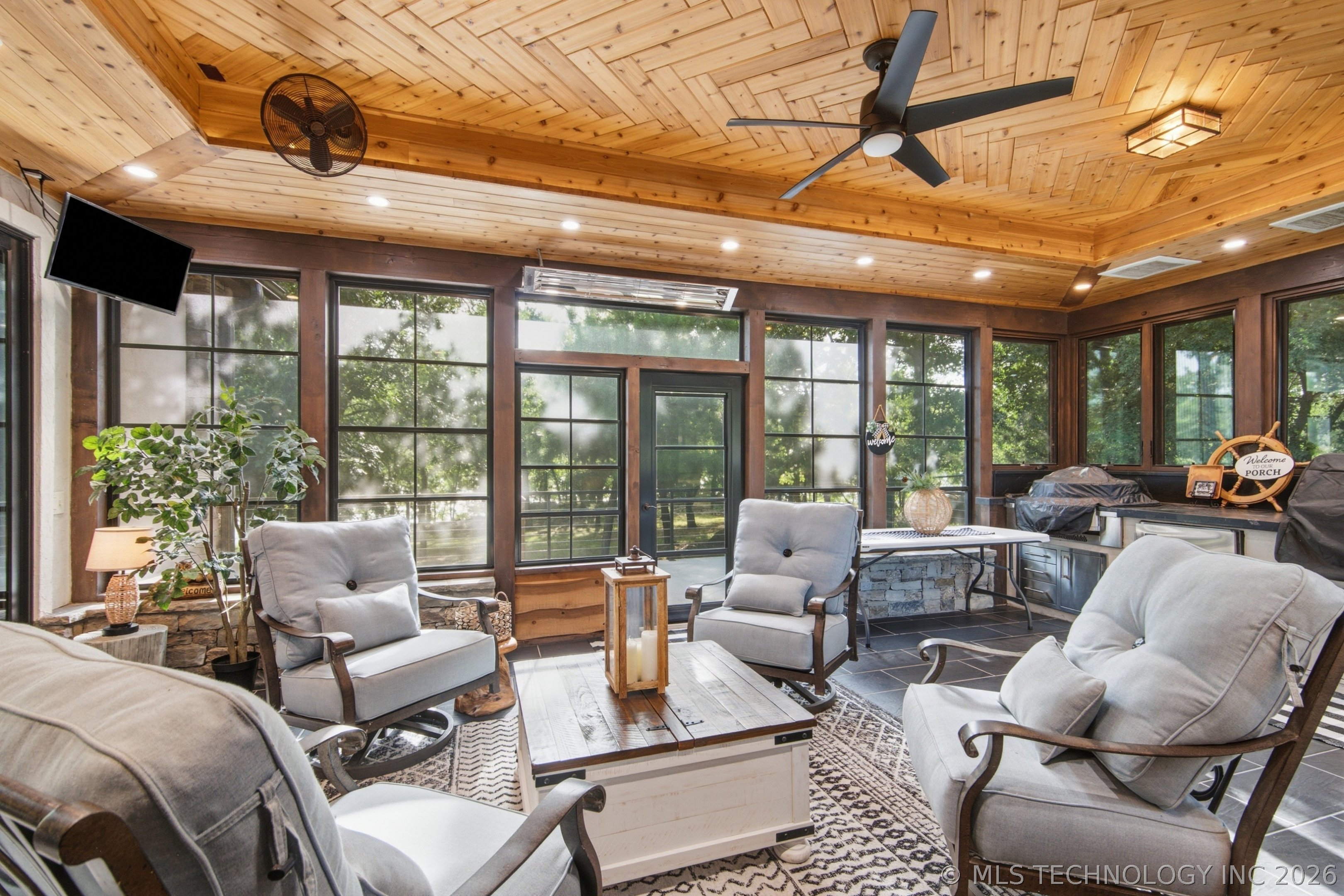 428114 E 1150 Road Property Photo 23