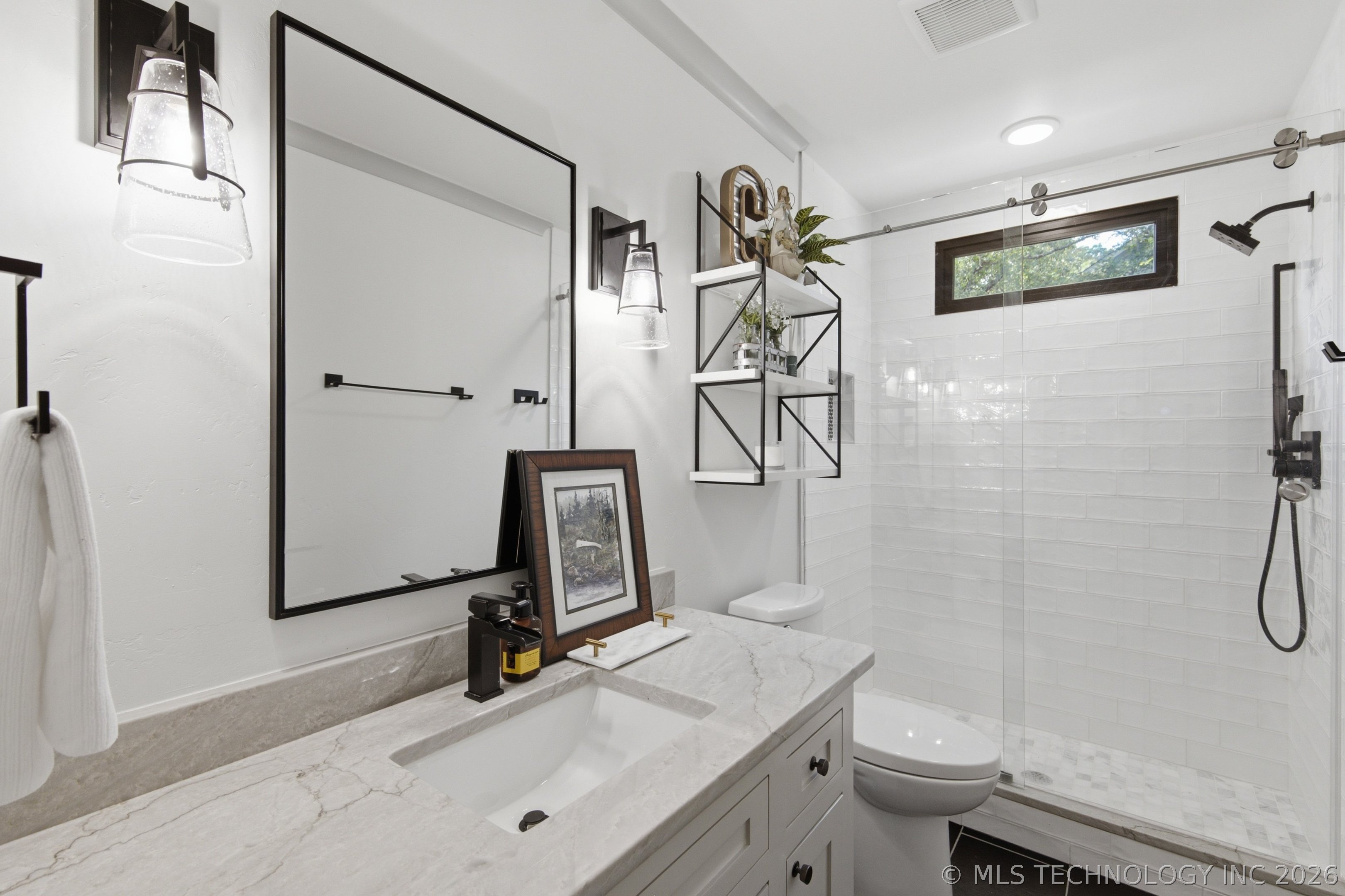 428114 E 1150 Road Property Photo 25