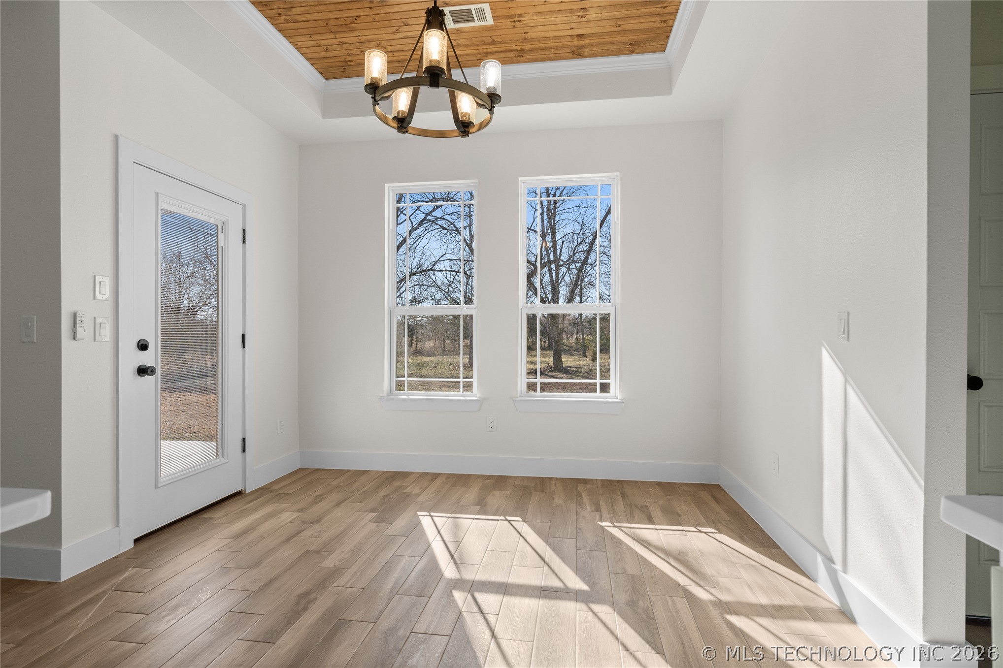 225 Gateway Property Photo 20