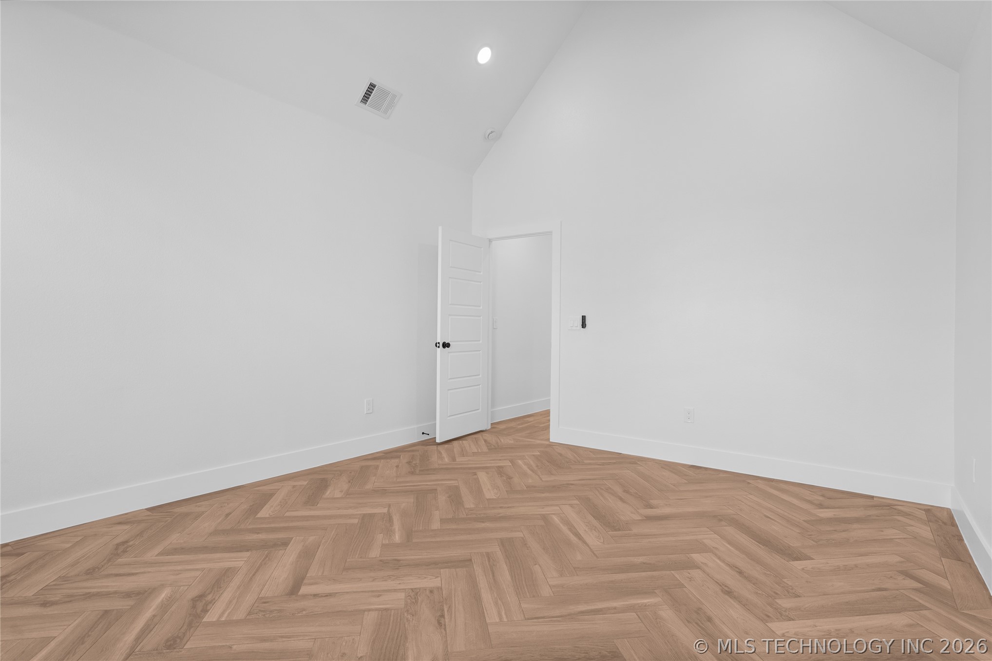 225 Gateway Property Photo 23