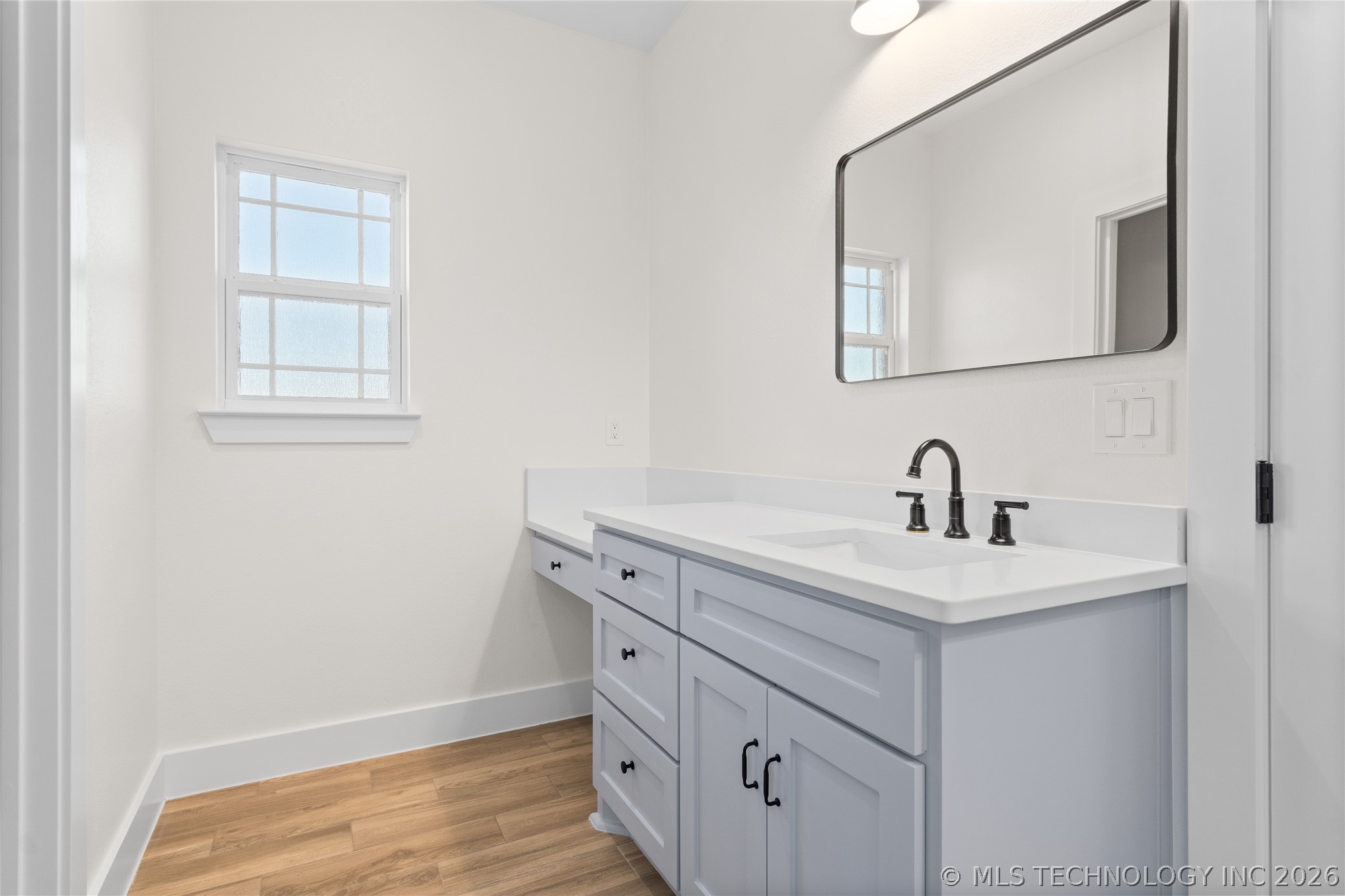 225 Gateway Property Photo 26
