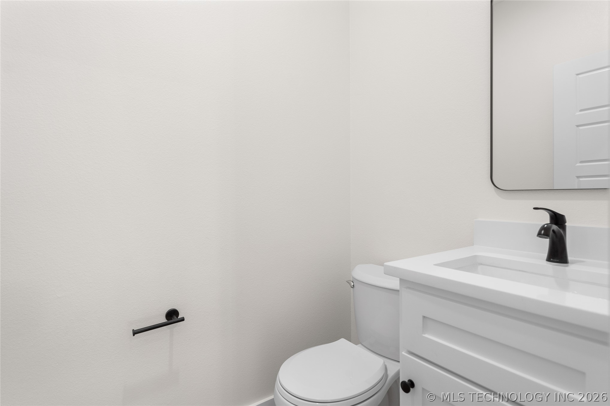 225 Gateway Property Photo 37