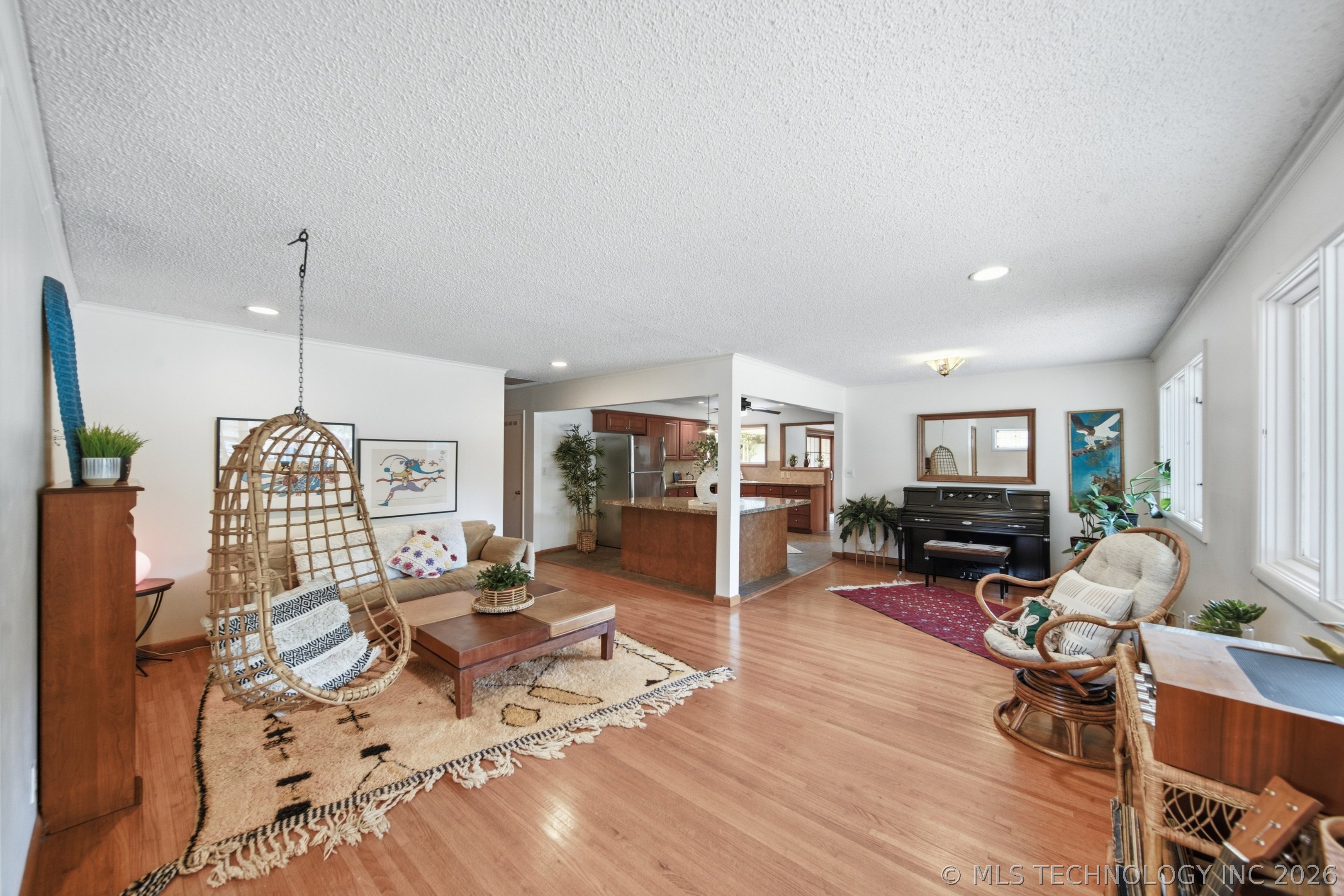 4154 E 46th Place Property Photo 3