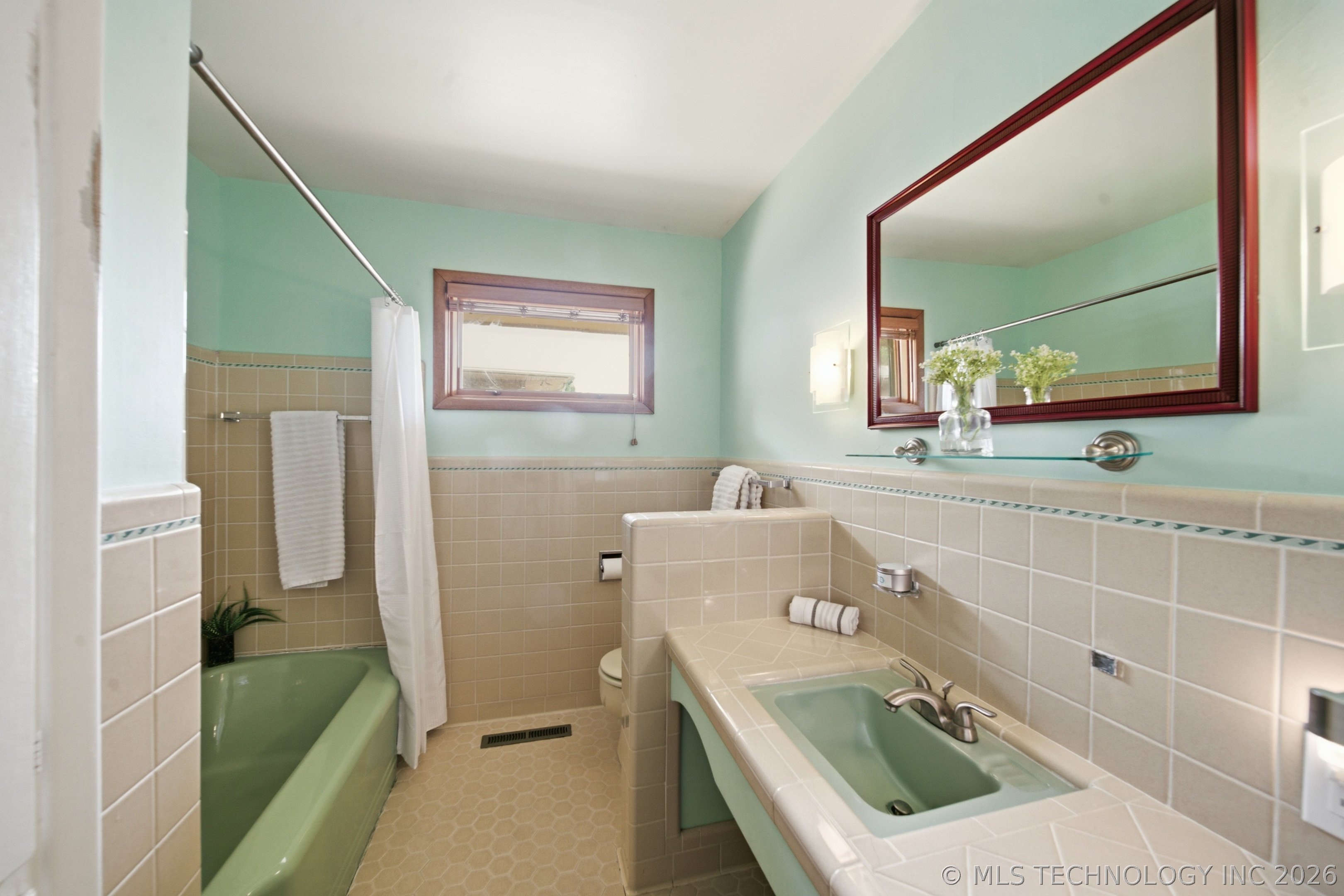 4154 E 46th Place Property Photo 10