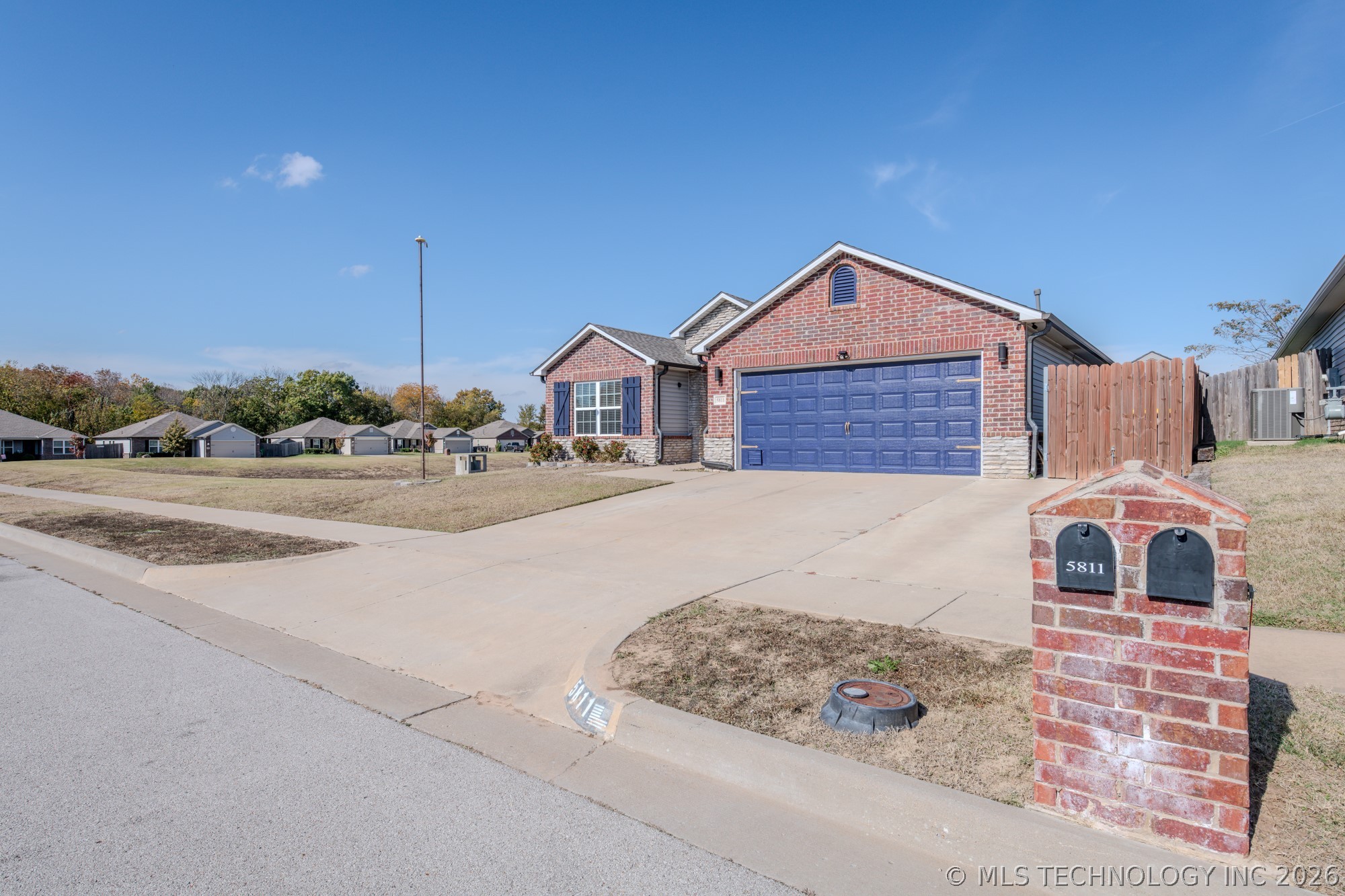 5811 E 146th Place S Property Photo 63