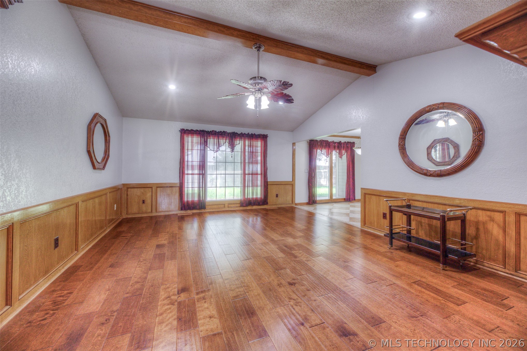 10906 S 84th East Avenue Property Photo 7