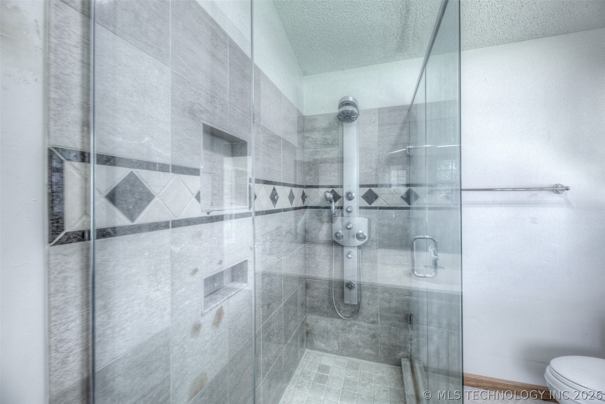 10906 S 84th East Avenue Property Photo 19