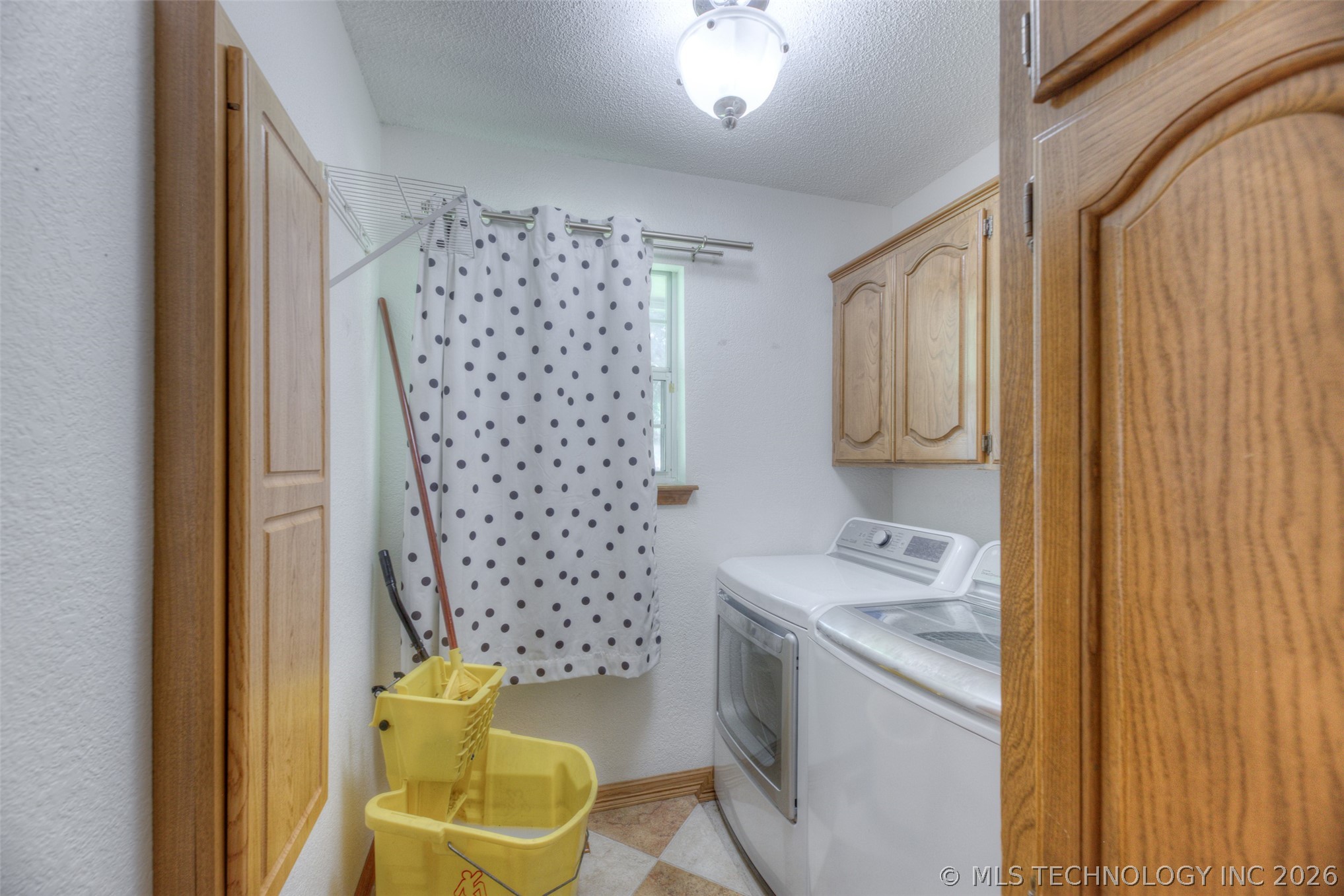 10906 S 84th East Avenue Property Photo 29