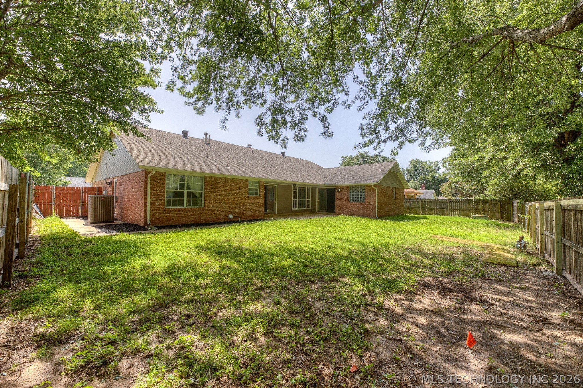 10906 S 84th East Avenue Property Photo 32